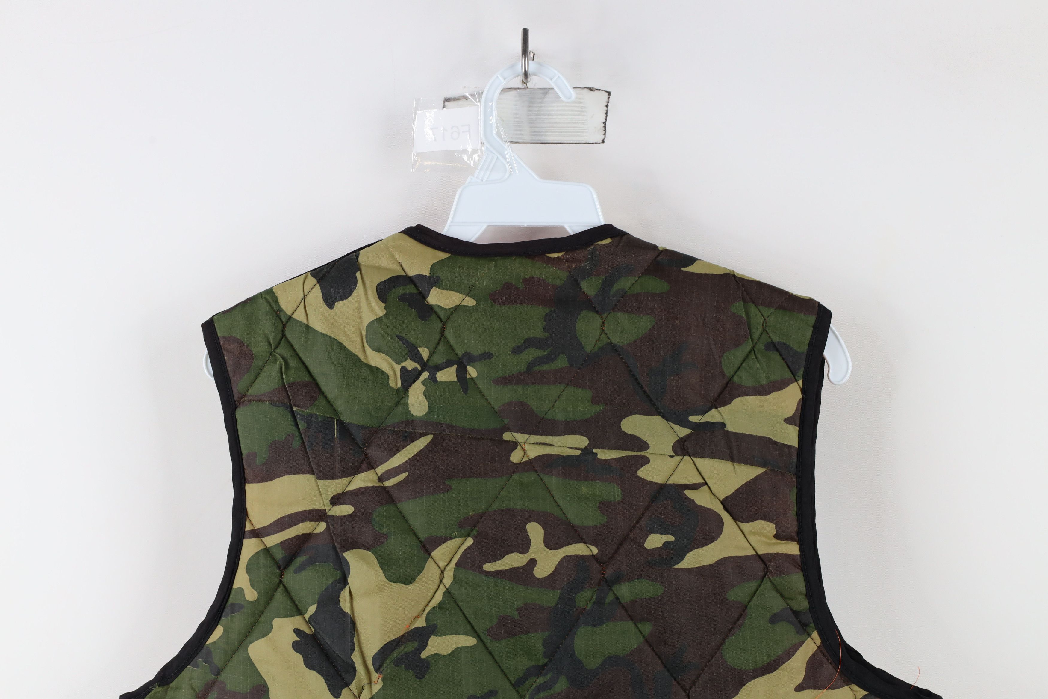 Vintage Vintage 70s Streetwear Reversible Camouflage Vest Jacket Size US M / EU 48-50 / 2 - 8 Thumbnail