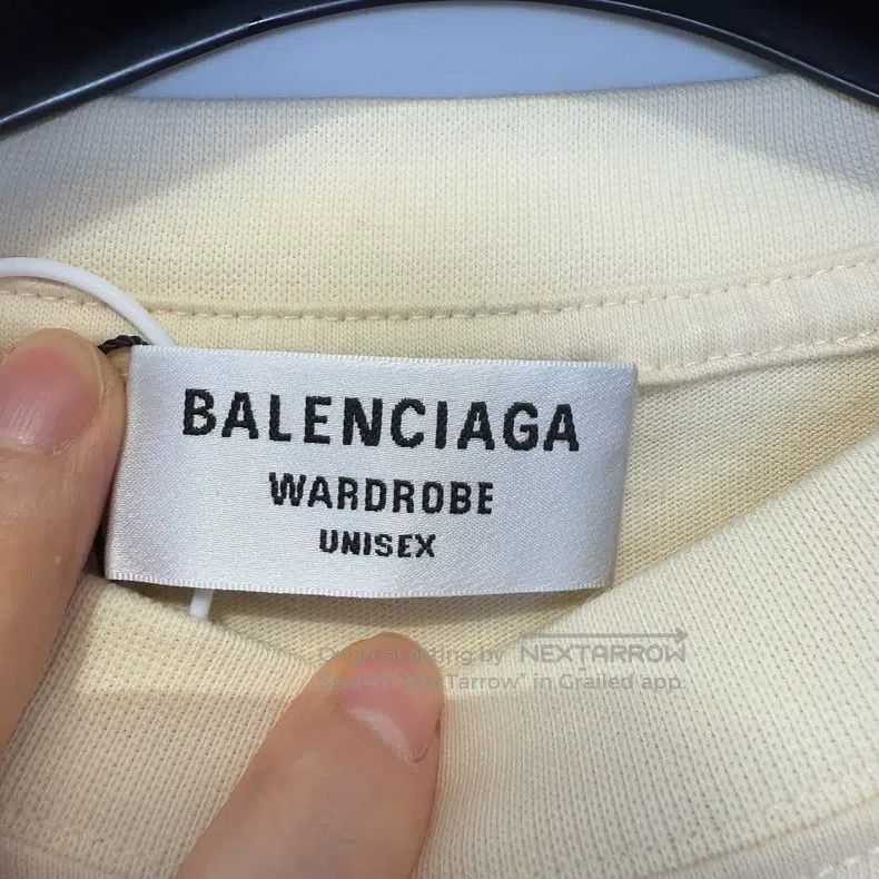Balenciaga Balenciaga Beige Logo Short Sleeve Size US XS / EU 42 / 0 - 8 Thumbnail