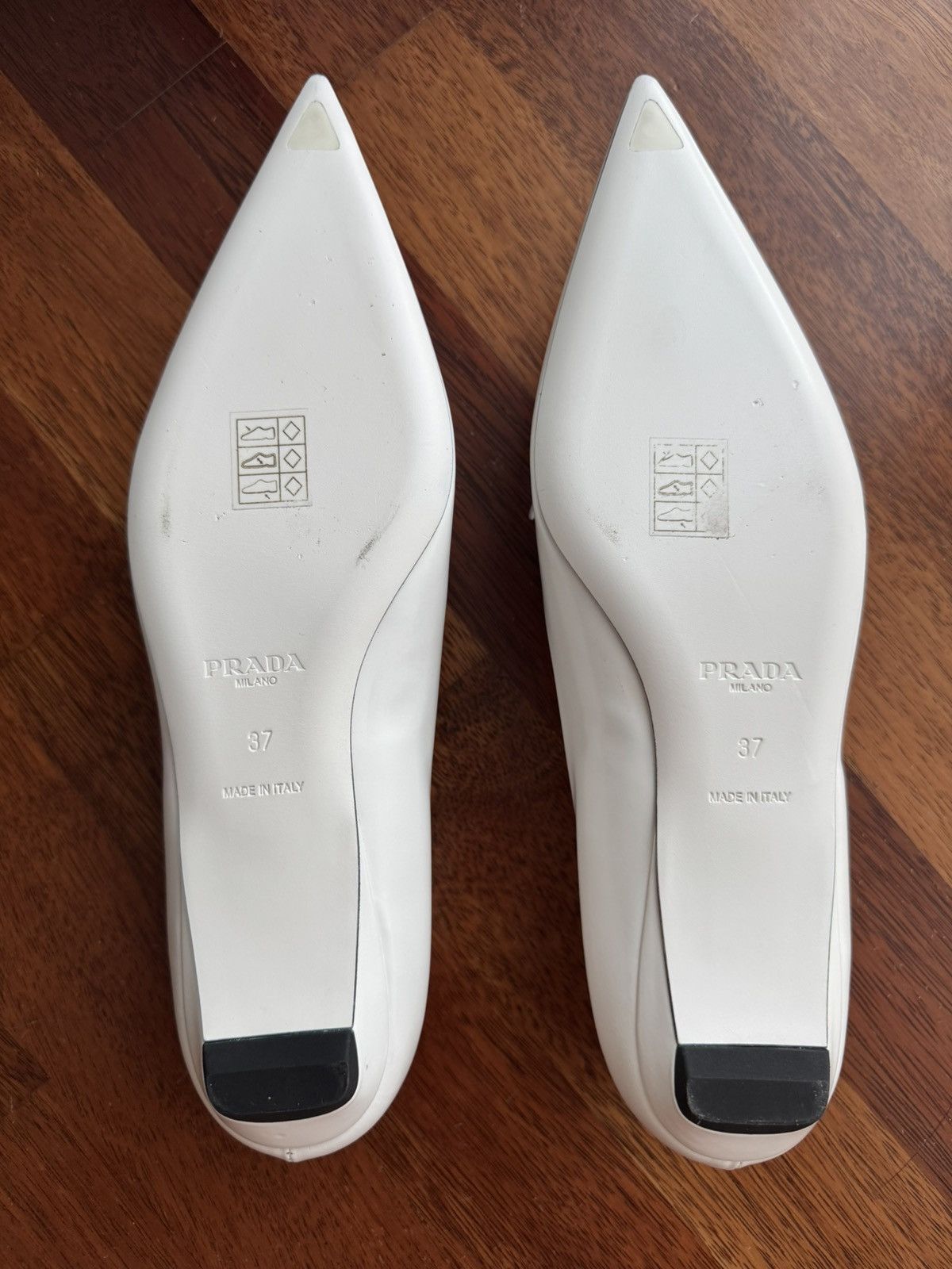 Prada PRADA Floral Appliqué Bouquet Leather Flats Size US 7 / IT 37 - 5 Thumbnail