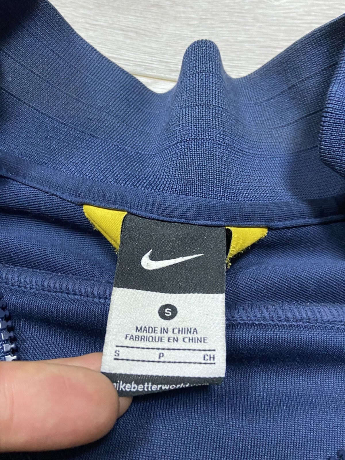Nike Nike zip Barcelona velour zip track jacket Size US S / EU 44-46 / 1 - 11 Thumbnail