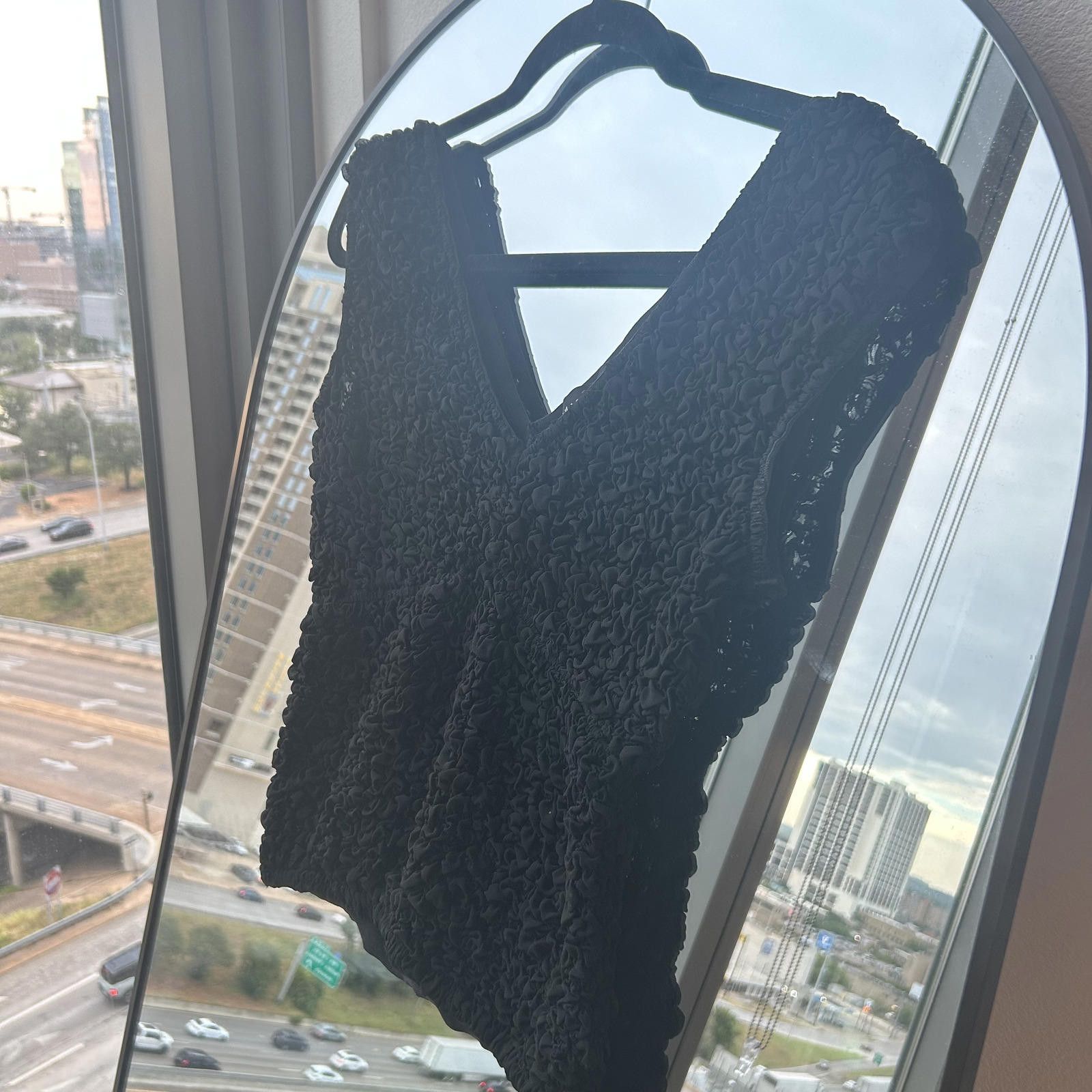 Designer Chic Black Textured Sleeveless Top Size XS / US 0-2 / IT 36-38 - 2 Thumbnail