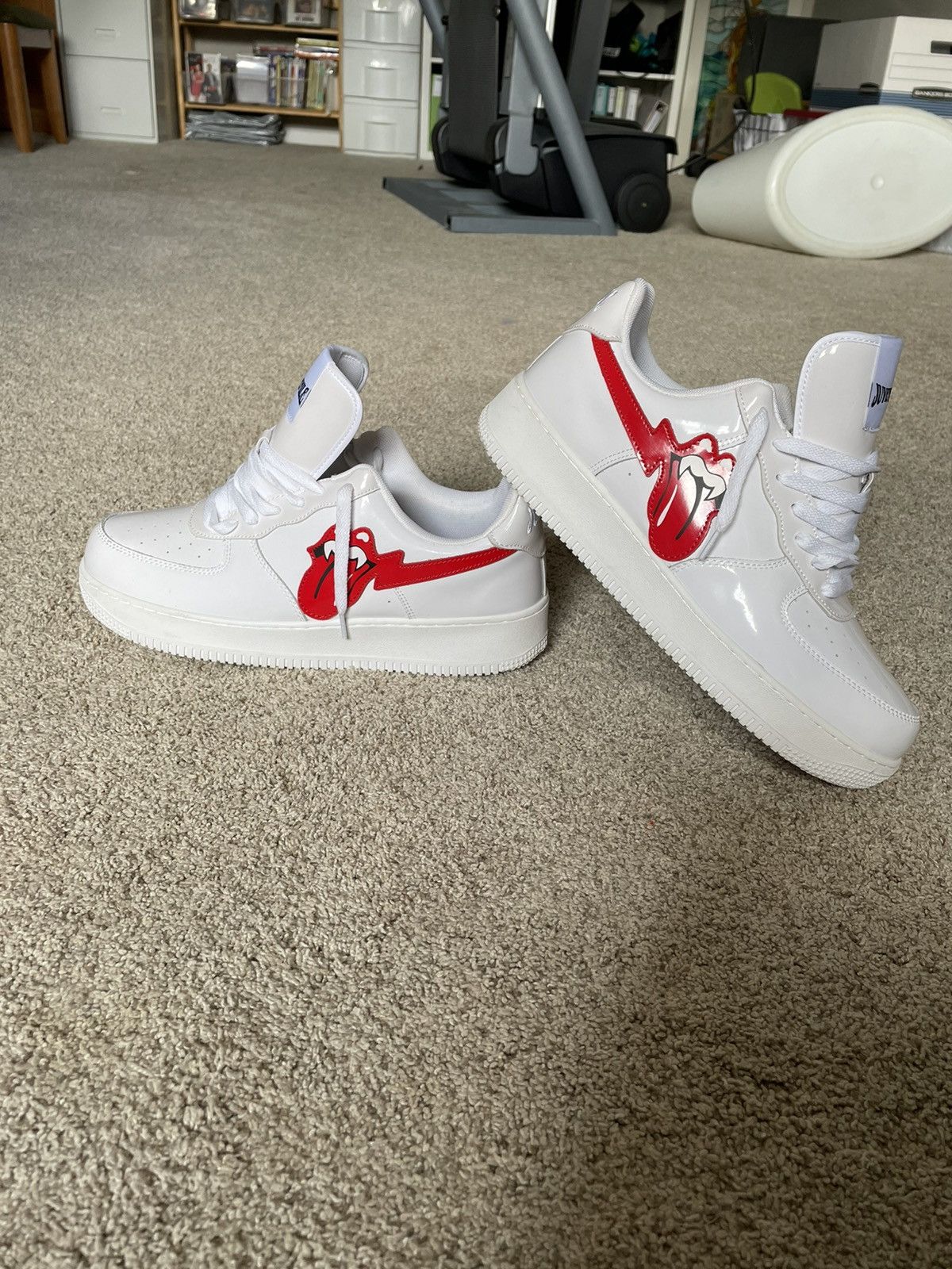 image of Juvenile Kiss Airforce1 Shoes in White, Men's (Size 12)