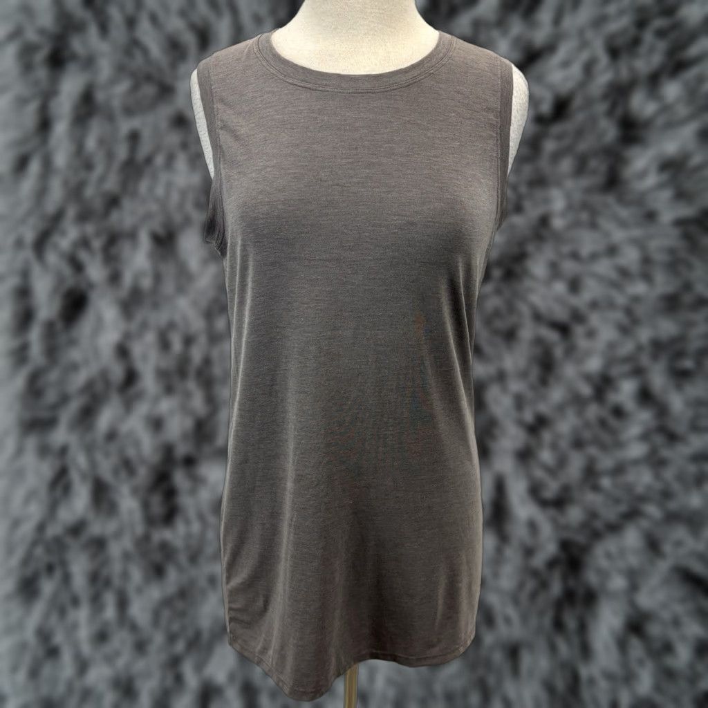 Athleta VINTAGE Athleta Vital Tank Top Shirt Womens Medium Tall Gray MT Muscle Sleeveless Longer Length Pullover Gym & Training Activewear M Tall Women Size M / US 6-8 / IT 42-44 - 1 Thumbnail