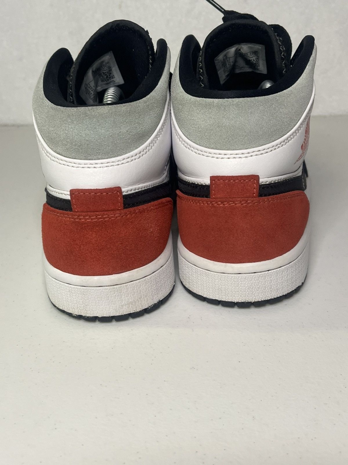 Jordan Brand × Nike Nike Air Jordan 1 Mid SE Red Black Toe Size 8.5 Size US 8.5 / EU 41-42 - 6 Thumbnail