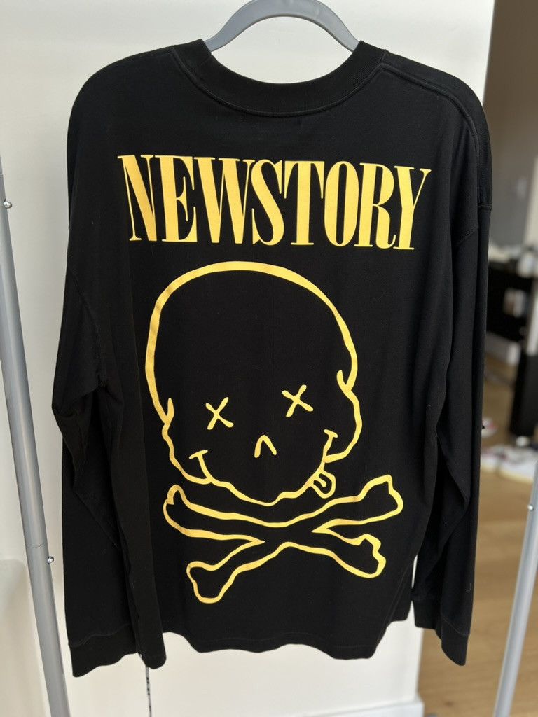 Mastermind World MASTERMIND WORLD "NEWSTORY" Long Tee Size US M / EU 48-50 / 2 - 2 Thumbnail