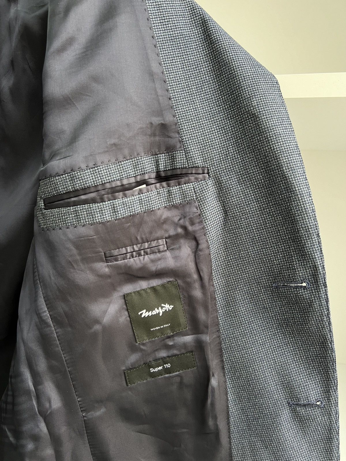 Designer × Hugo Boss × Vintage Vintage Hugo Boss Luxury Old Money Style Suit Size 48S - 10 Thumbnail