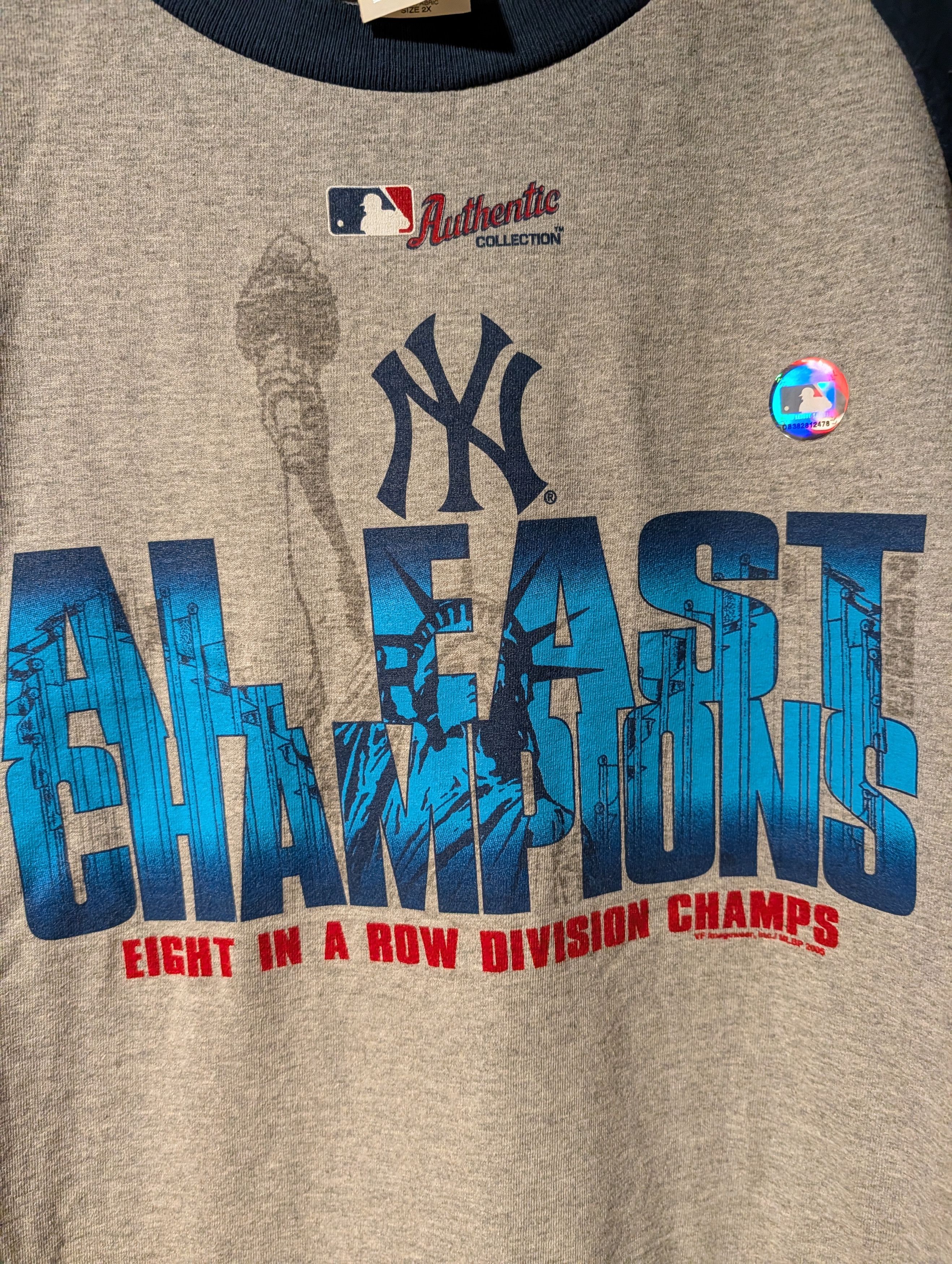 MLB Vintage 2005 New York Yankees Al East Champion Long-Sleeve Size US XXL / EU 58 / 5 - 2 Thumbnail