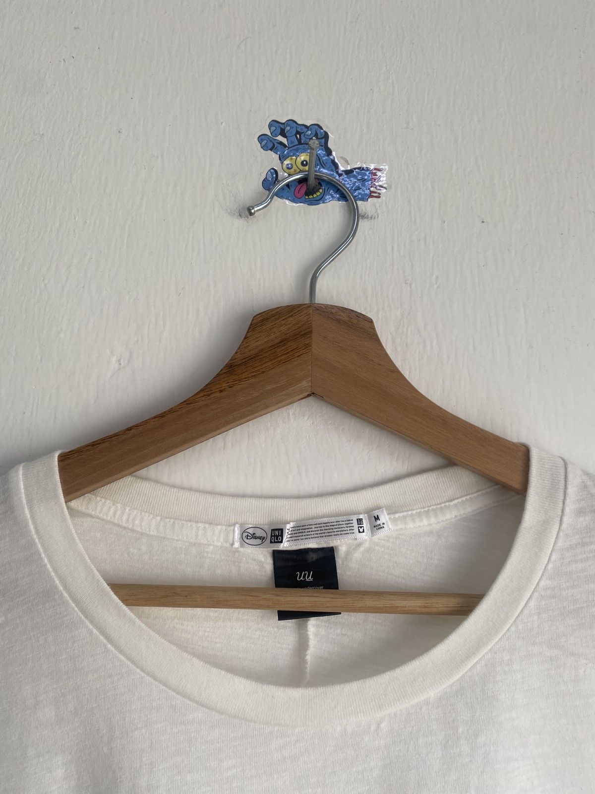 Undercover × Uniqlo Uniqlo Undercover Snow White Japan Tee Size US M / EU 48-50 / 2 - 3 Thumbnail