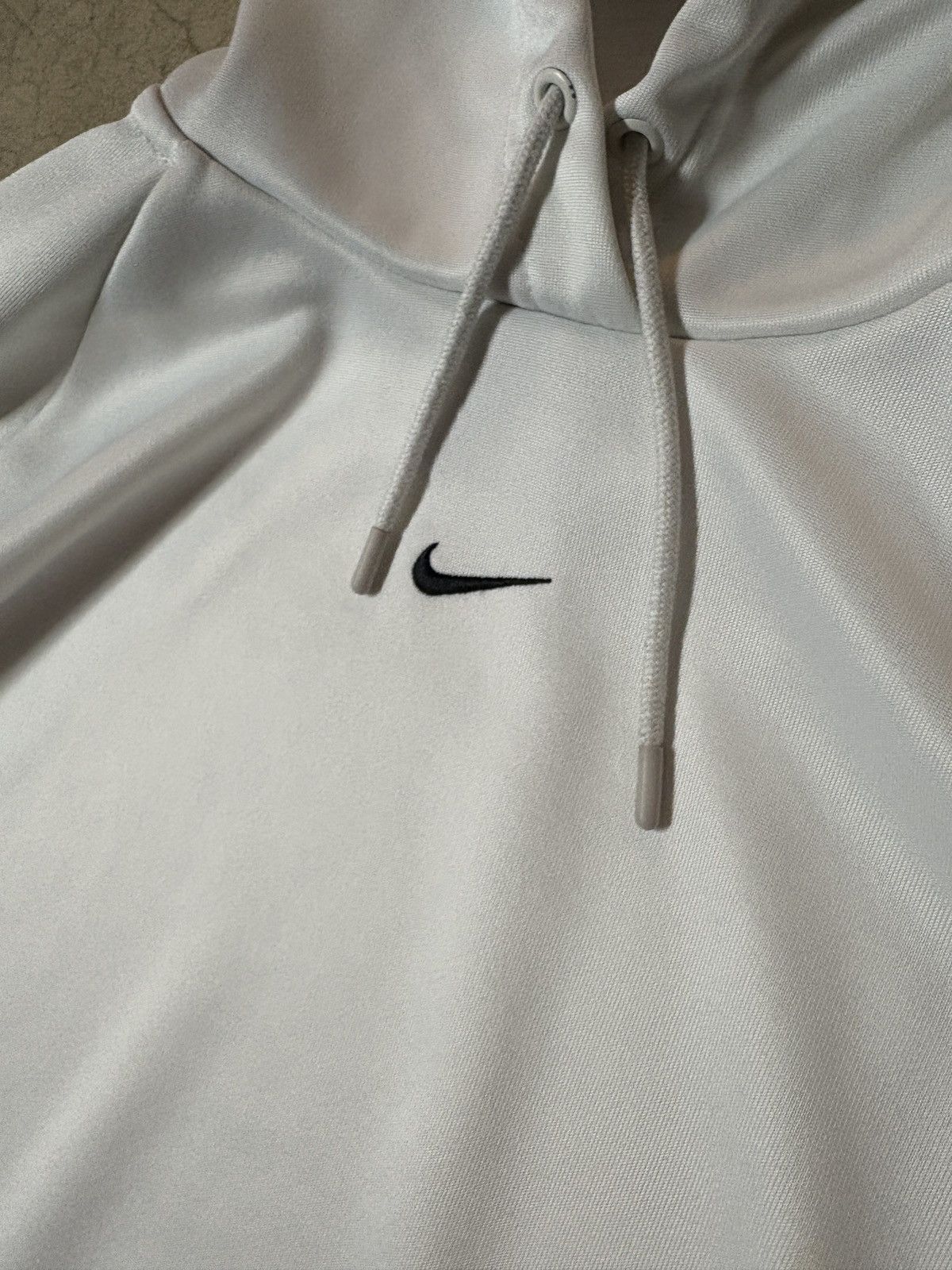 Nike Nike Center Logo Sleeve Swoosh Hit Hoodie White Size Large Size US L / EU 52-54 / 3 - 2 Thumbnail