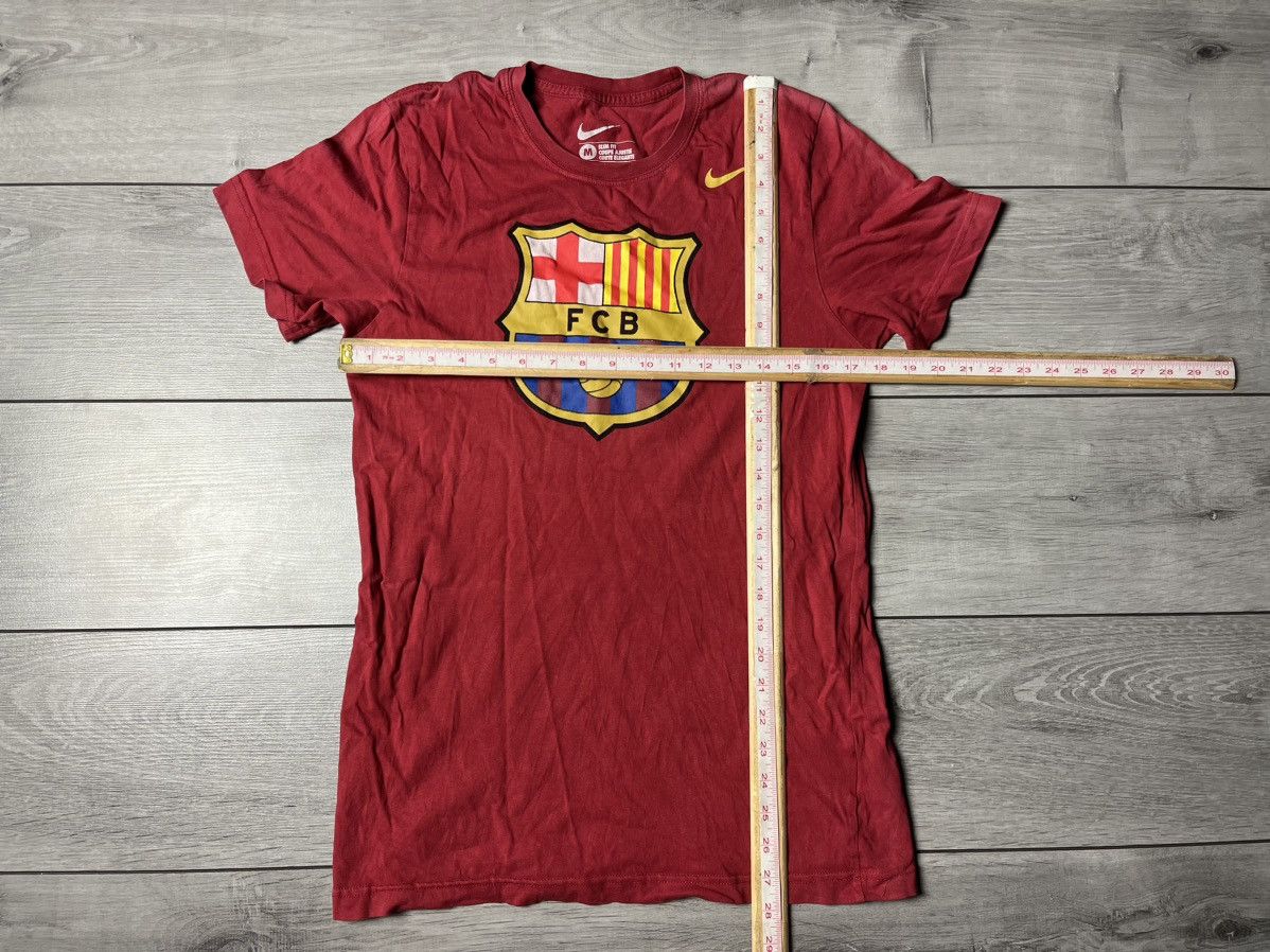 Nike Nike FC Barcelona Tshirt shields logo size Medium Size US M / EU 48-50 / 2 - 6 Thumbnail