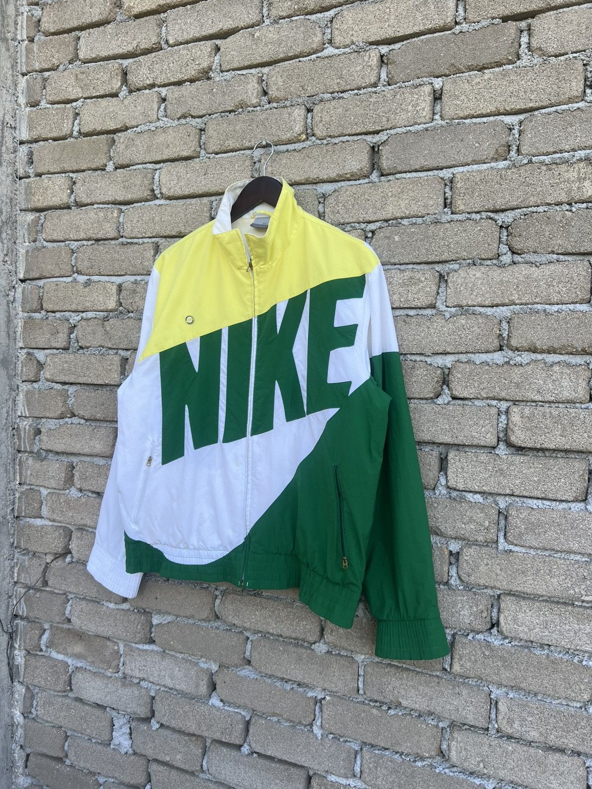 Nike Nike Spellout Light Jacket Very Nice Design Size US L / EU 52-54 / 3 - 4 Thumbnail