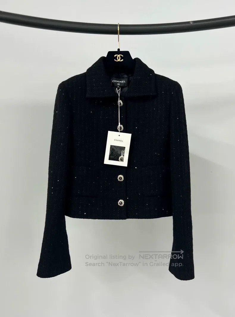 Chanel Chanel 25K black sequin lapel jacket Size XS / US 0-2 / IT 36-38 - 1 Thumbnail
