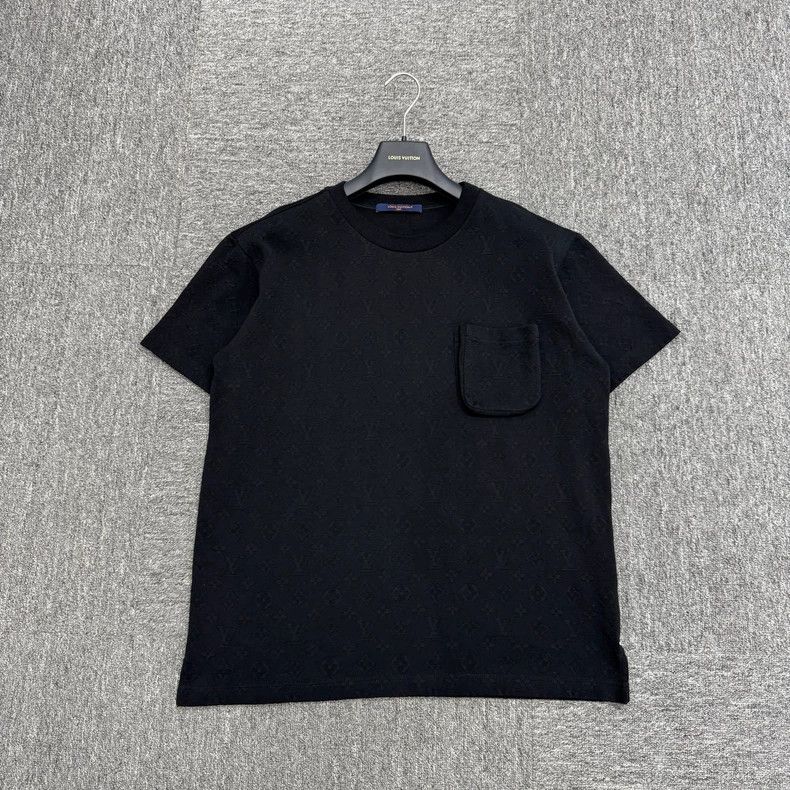 Louis Vuitton Louis Vuitton Monogram Pocket Short Sleeve Tee Size US M / EU 48-50 / 2 - 1 Thumbnail