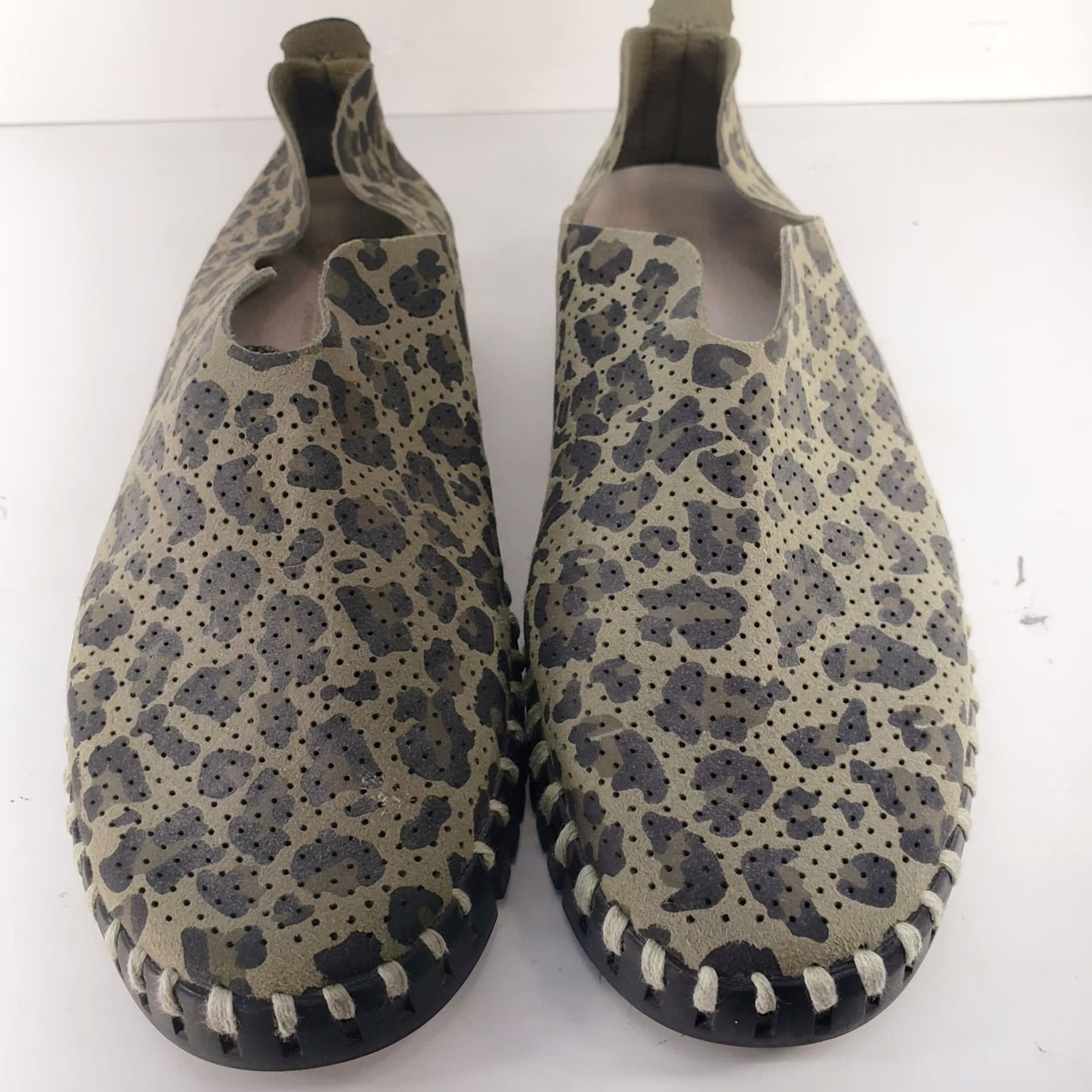 Ilse Jacobsen Updated Title: Ilse Jacobsen Tulip Leopard Print Low Slip-On Flats - 6.5 Size - Green Camo 37 Size US 7 / IT 37 - 3 Thumbnail