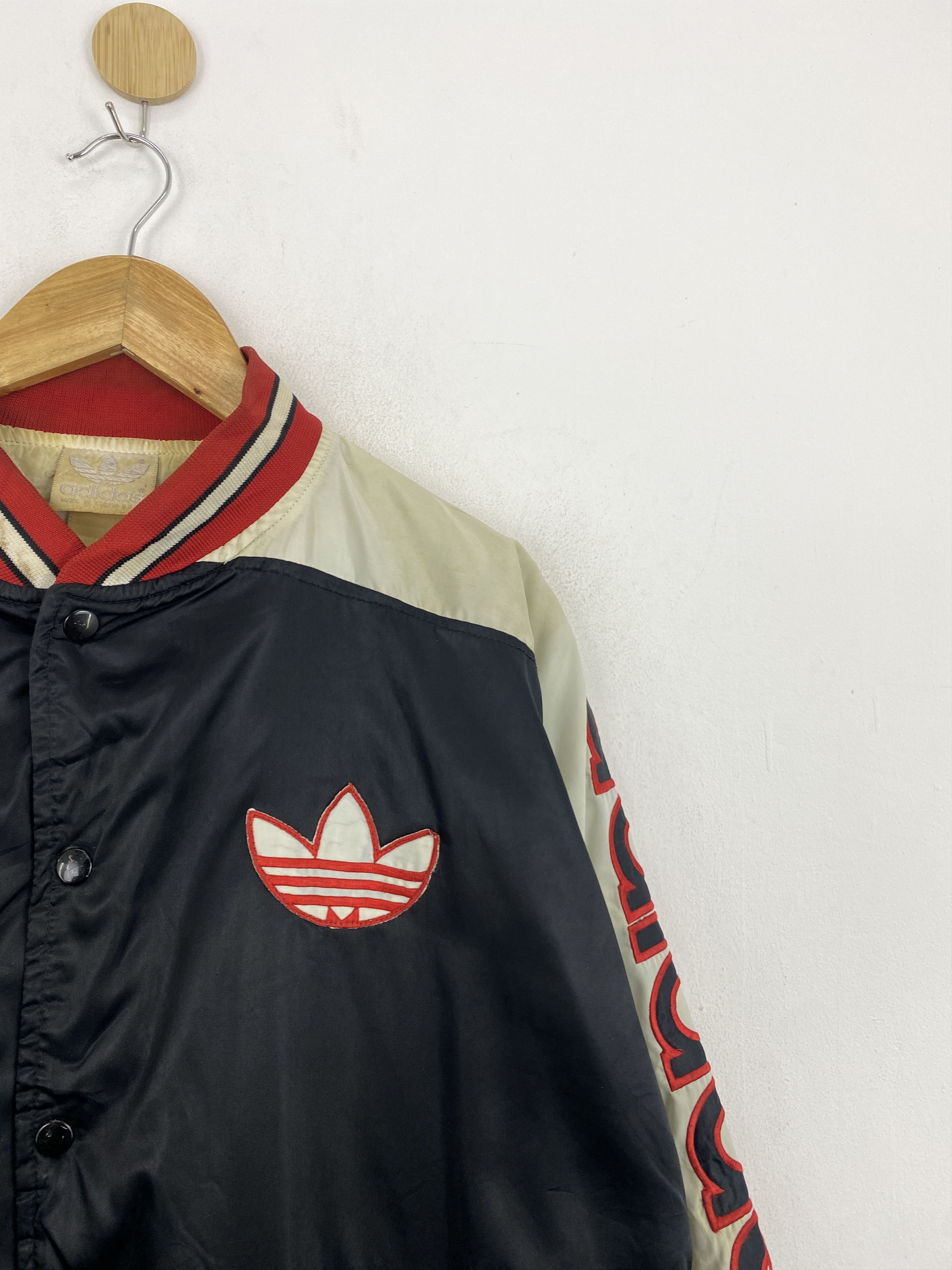 Adidas × Vintage Vintage 80s Adidas Bomber Nylon Jacket J1920 Size US L / EU 52-54 / 3 - 7 Thumbnail