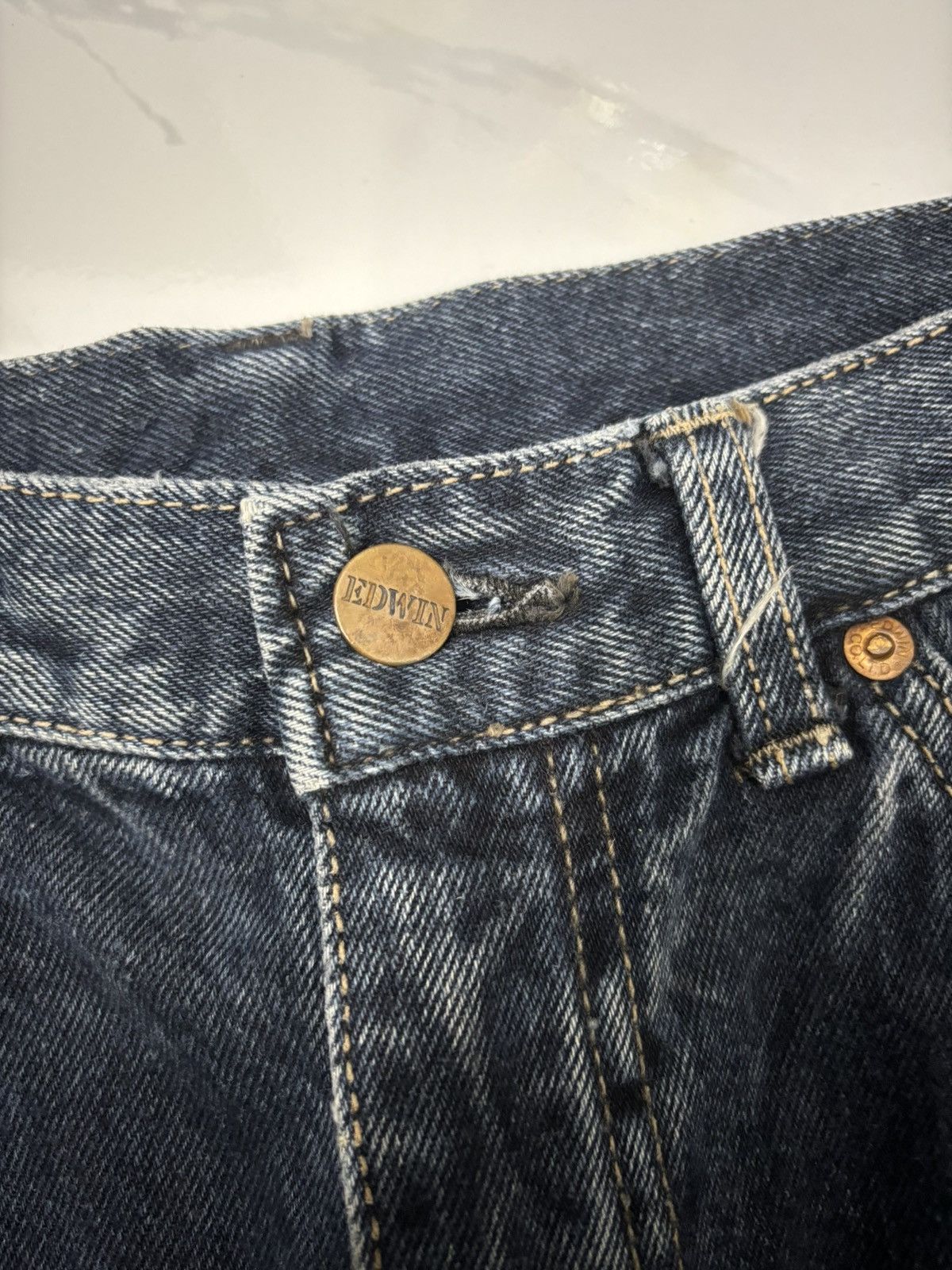 14th Addiction × Edwin × If Six Was Nine VINTAGE EDWIN INDIGO DYE LOOSE FIT DISTRESSED DENIM JEANS Size US 30 / EU 46 - 9 Thumbnail
