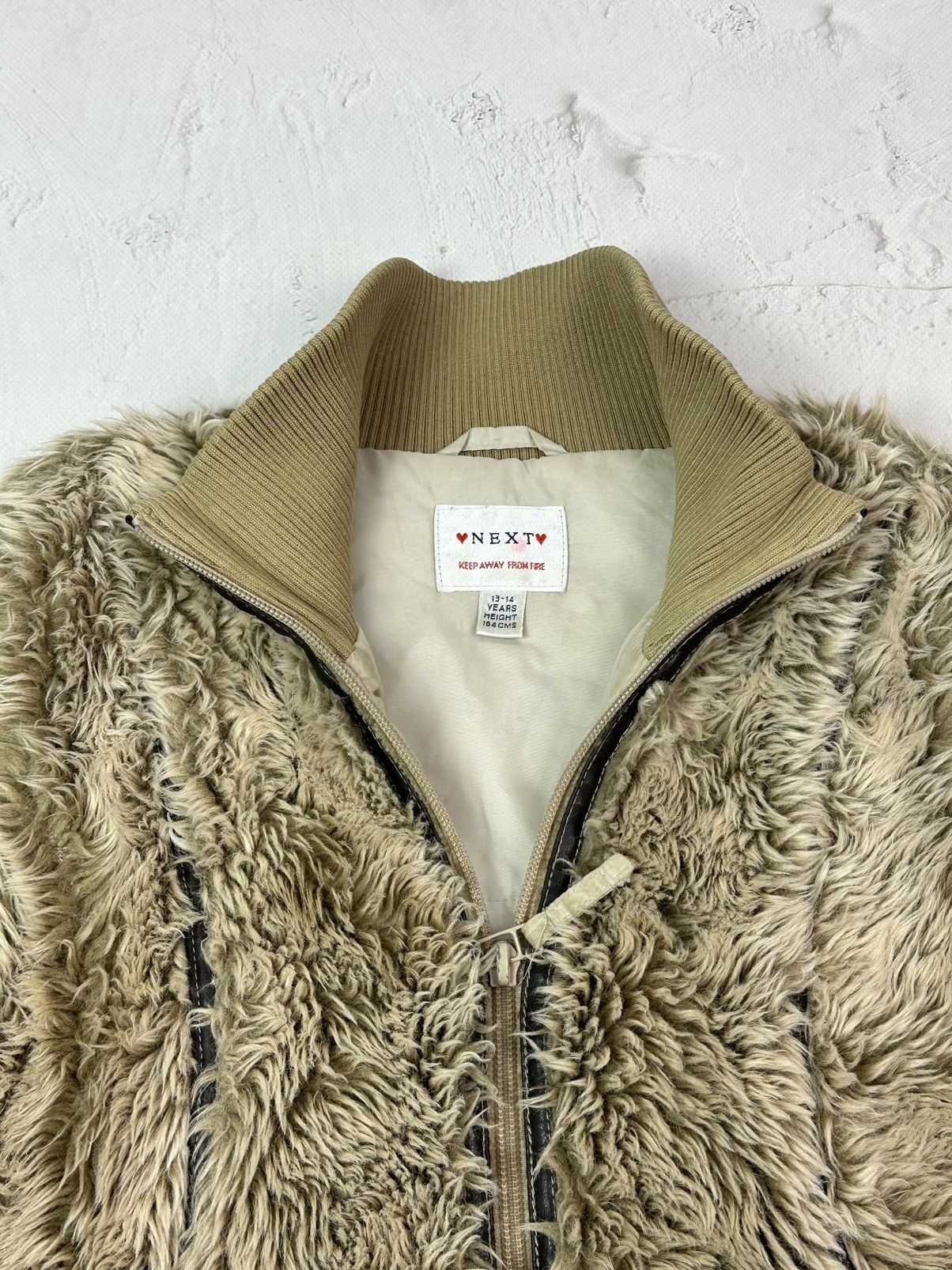 Vintage Vintage Faux Fur Leather Details Beige Vest Size S / US 4 / IT 40 - 7 Thumbnail