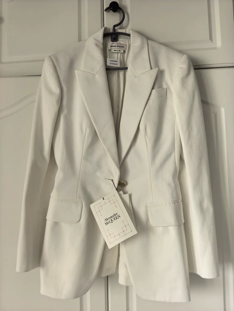 Alexander McQueen White Blazer with Tags- DMC