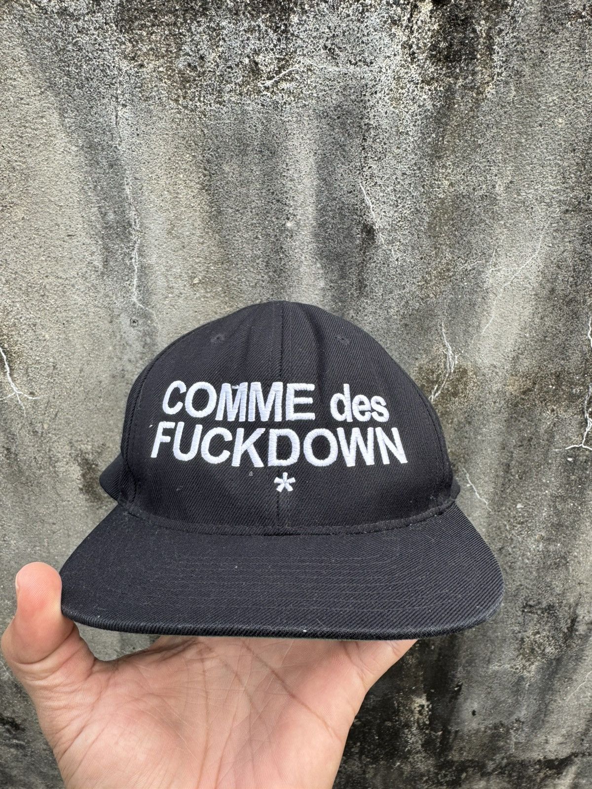 Comme Des Fuck Down COMME des FUCKDOWN Hat Size ONE SIZE - 1 Thumbnail