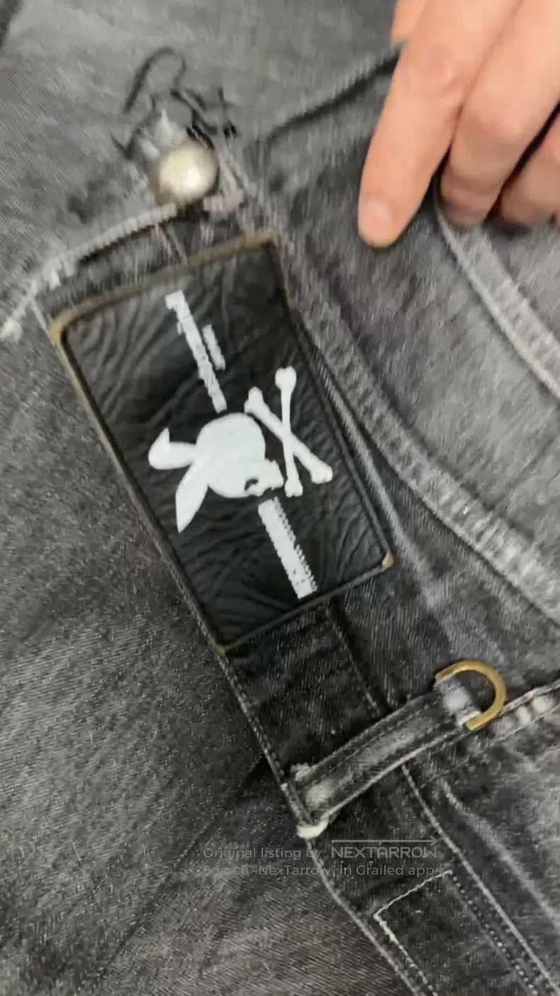 Neighborhood Neighborhood size M jeans Size US 27 - 1 Thumbnail