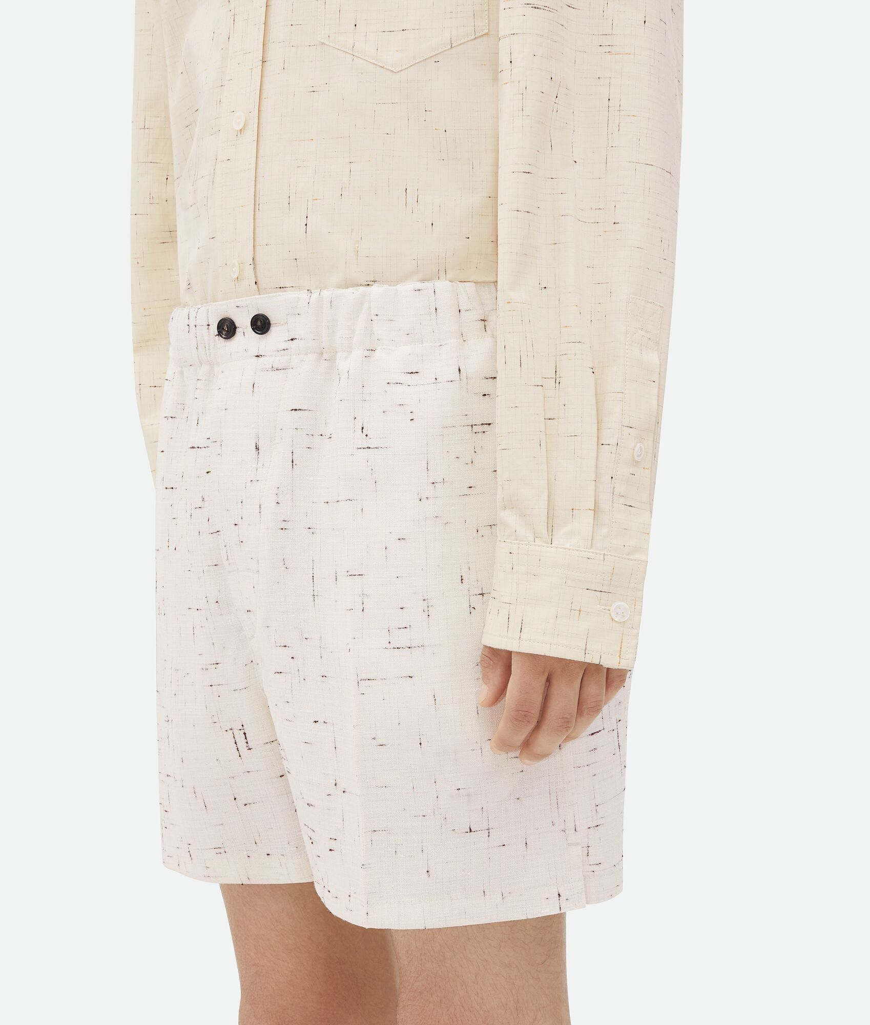 Bottega Veneta o1bcso1str0725 Textured Criss-Cross Viscose Silk Shorts Dove Size US 30 / EU 46 - 5 Thumbnail