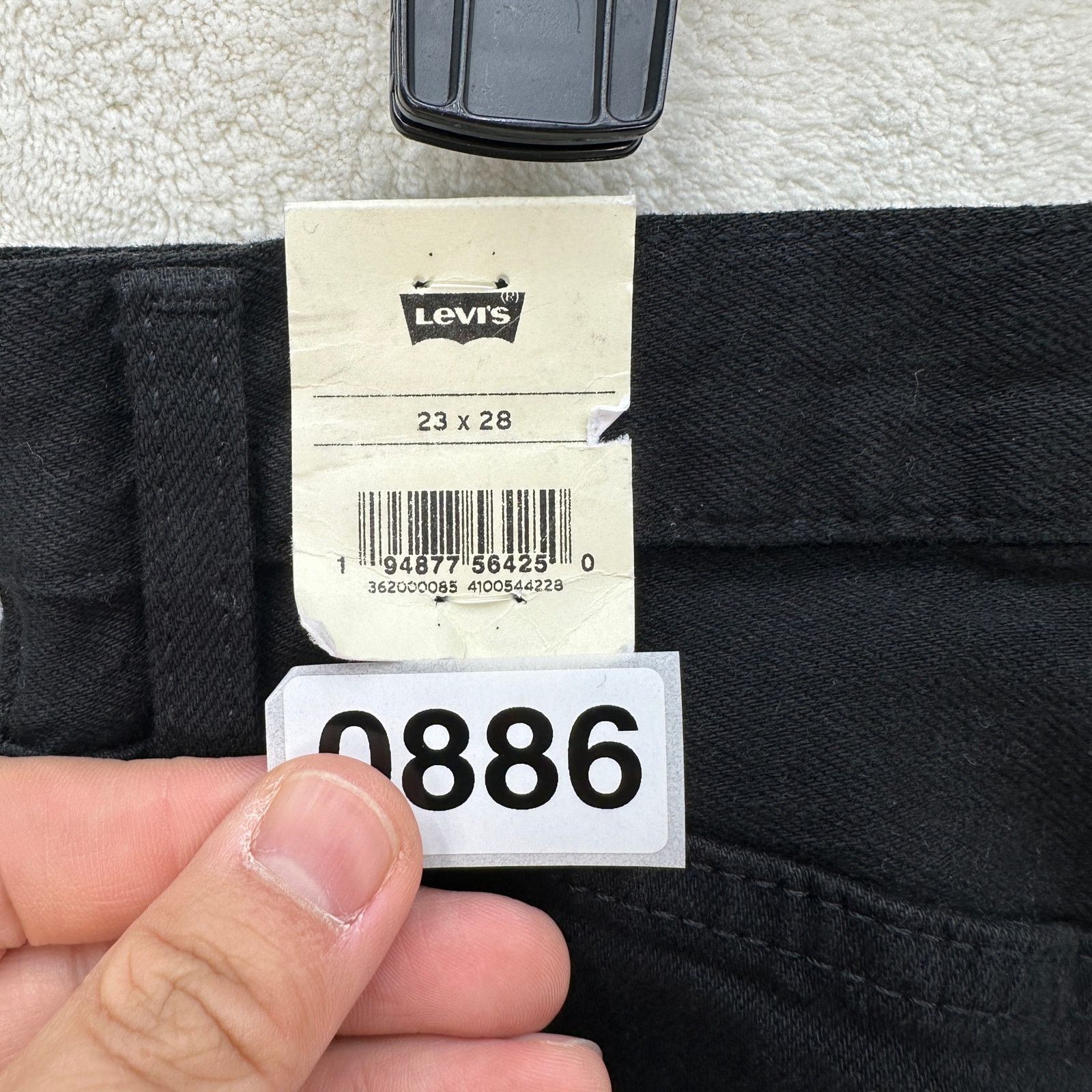 Levi's LEVI'S 501 CROPPED WOMEN'S 23X28 BLACK STRAIGHT DENIM JEANS Size 23" - 5 Thumbnail