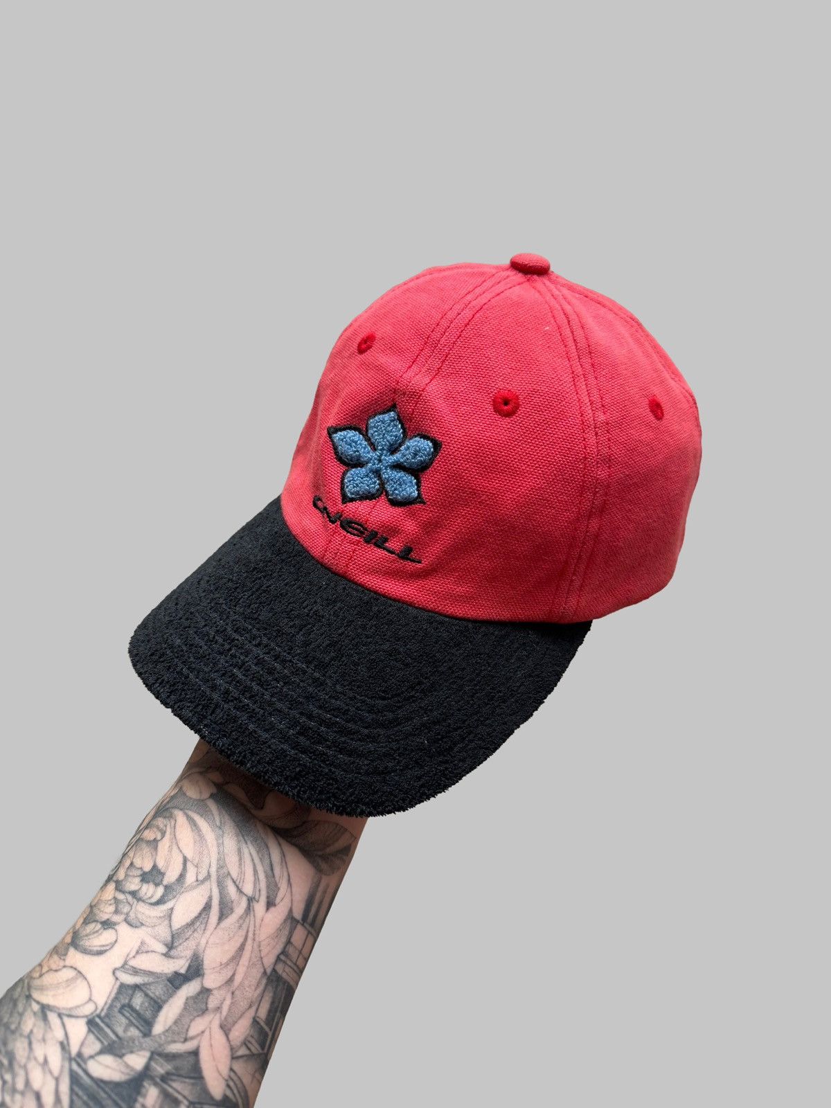 O'Neill Vintage 90s O’Neill Fleece Hat Cap Red Black Skate Surf Snow Size ONE SIZE - 1 Thumbnail