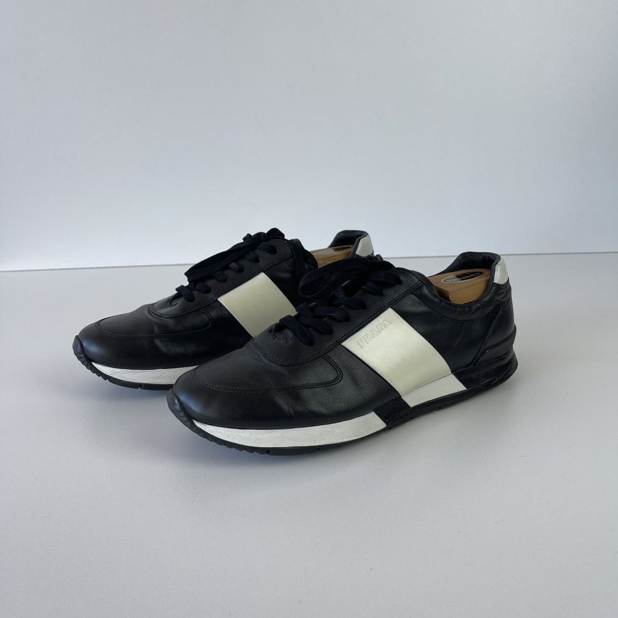 Prada Prada Two Tone Leather Low Trainers Sneakers Black 4E 2602 Size US 9 / EU 42 - 1 Thumbnail