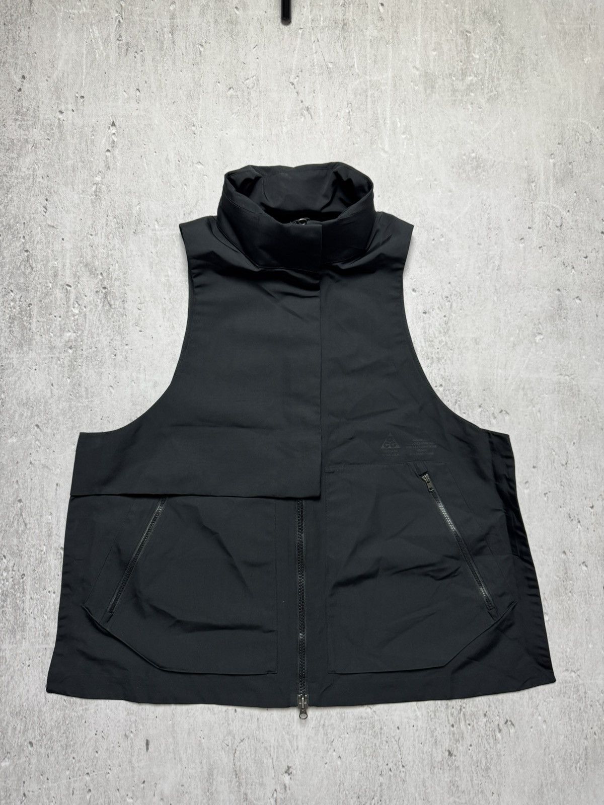 Nike ACG Nike ACG Tech Outdoor Gorcore Unisex Vest Size US M / EU 48-50 / 2 - 1 Thumbnail