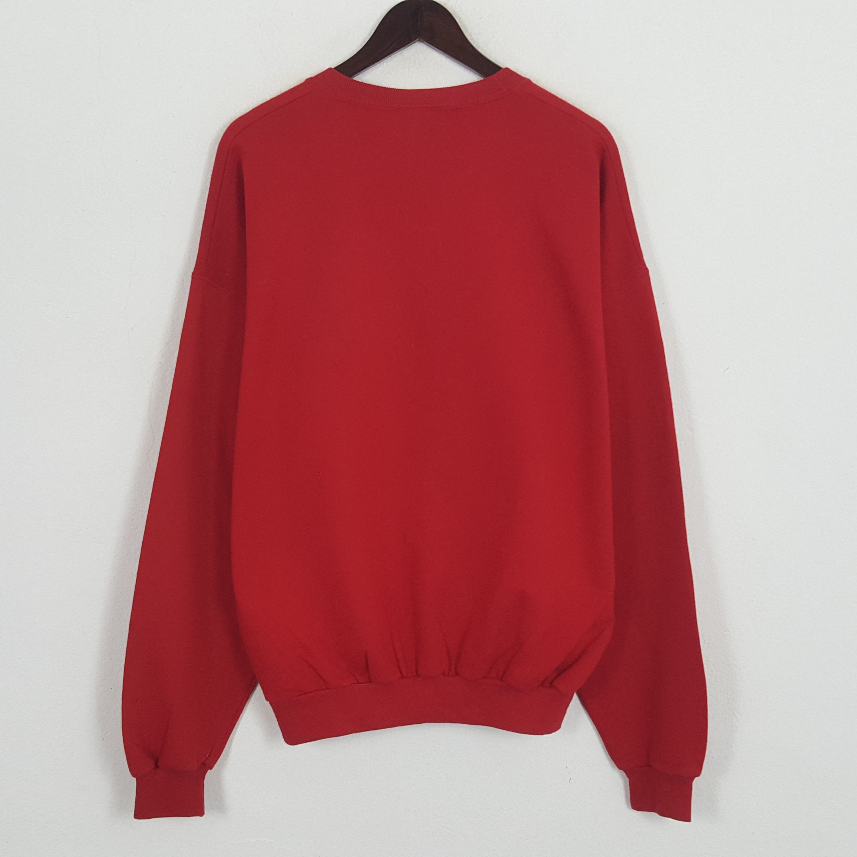 Vintage Hiland Hawks Basketballs Sweatshirt