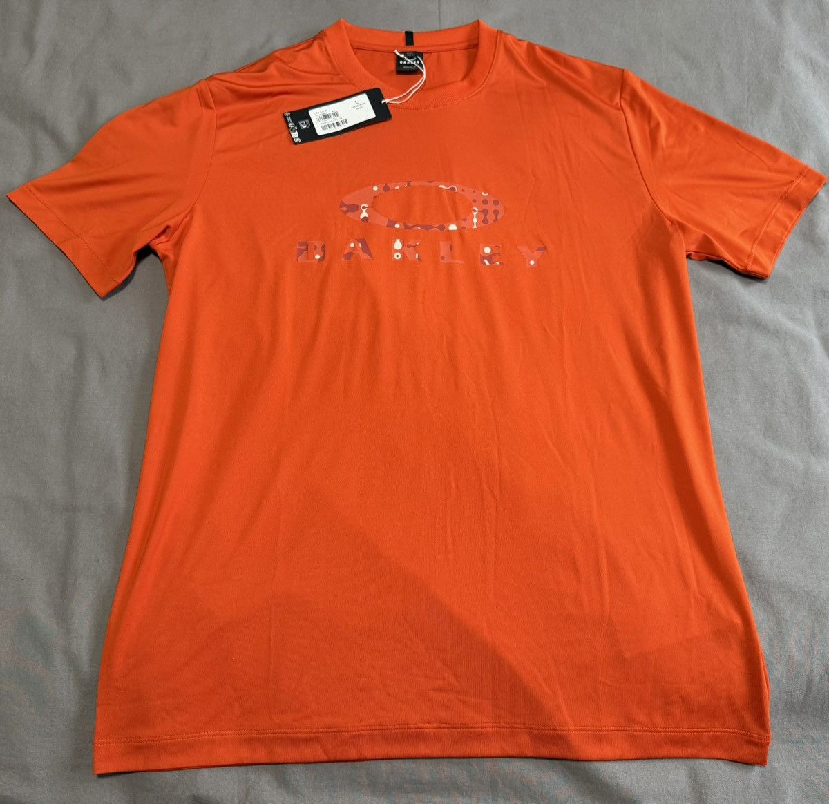 Oakley *Sample* Oakley Logo Sun Performance Tee Shirt New With Tags Size US L / EU 52-54 / 3 - 2 Thumbnail