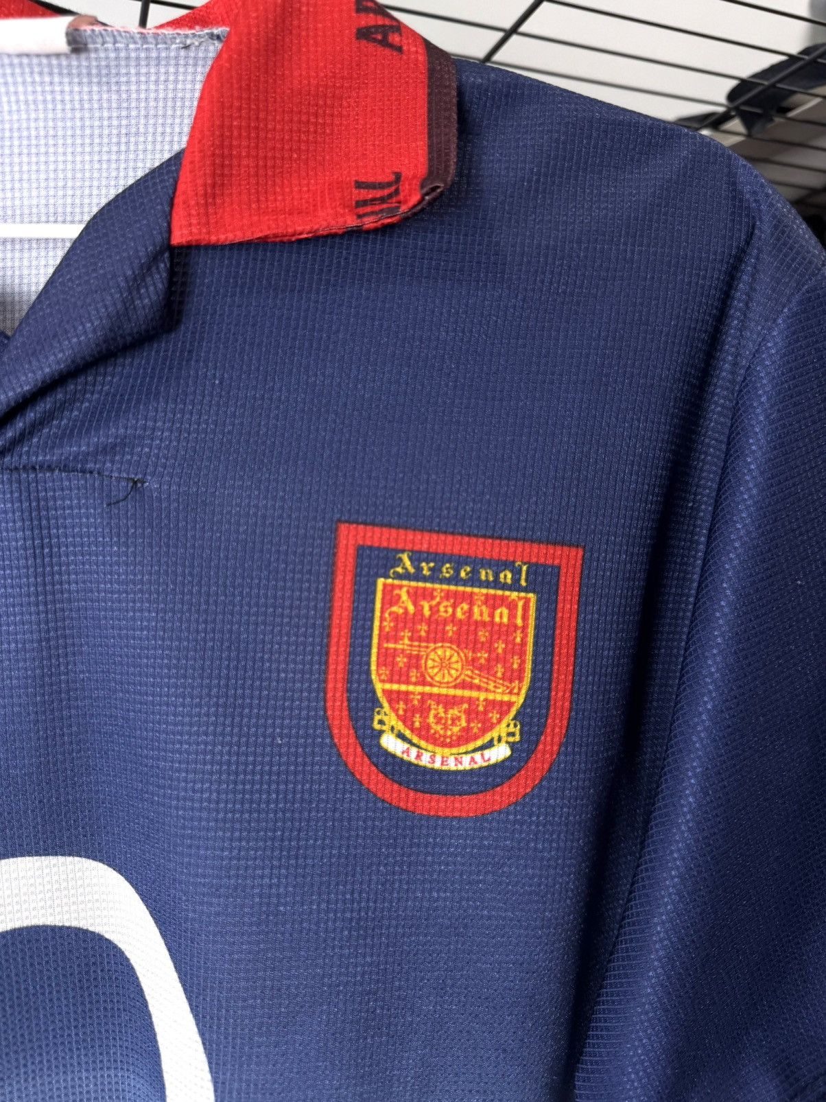 Vintage 1990’s Vintage Arsenal Henry 14 Soccer Jersey T Shirt Size US S / EU 44-46 / 1 - 6 Thumbnail