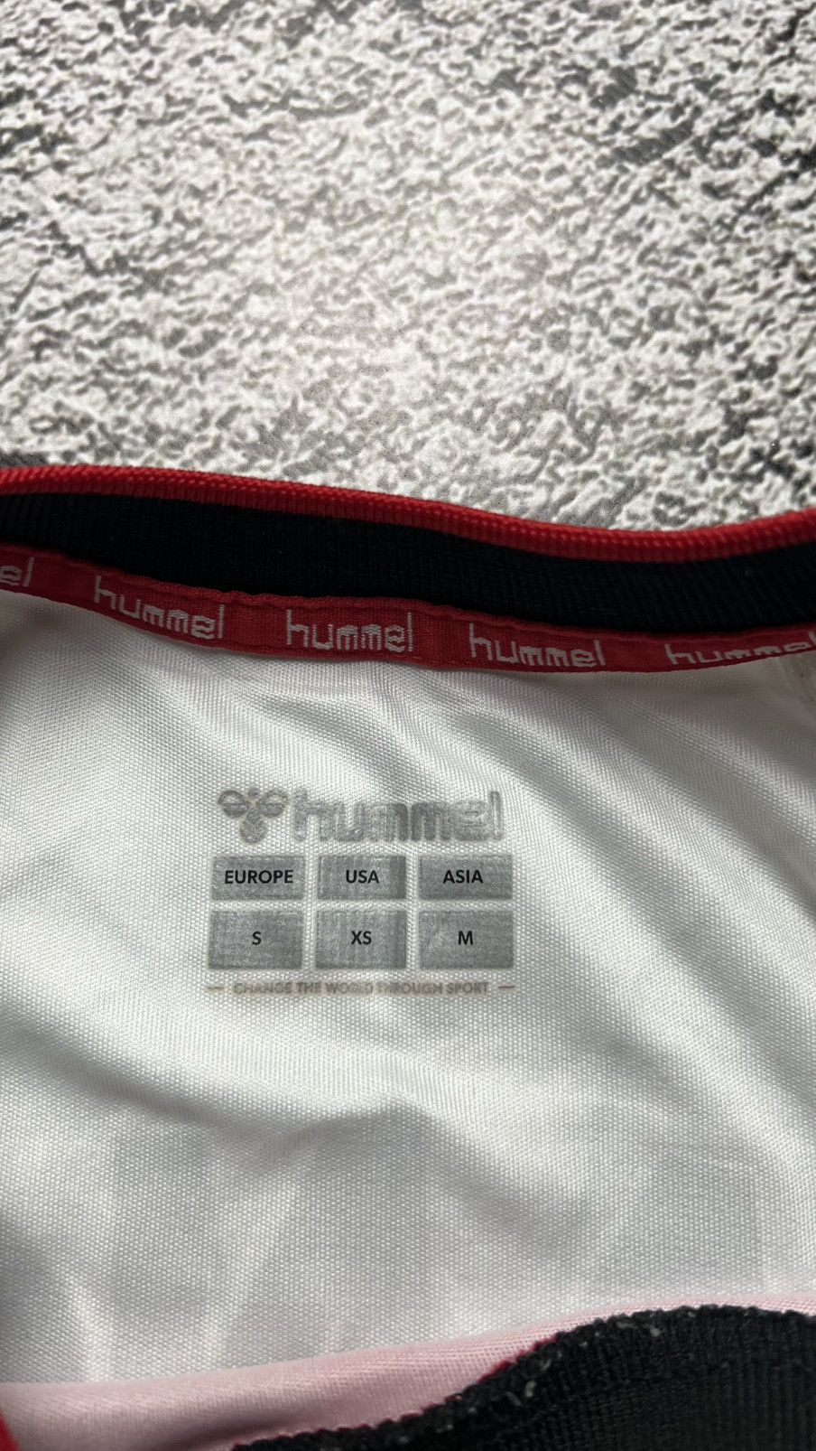 Hummel 2022-2023 Lyanco Vojnovic Southampton hummel jersey Size US S / EU 44-46 / 1 - 10 Thumbnail