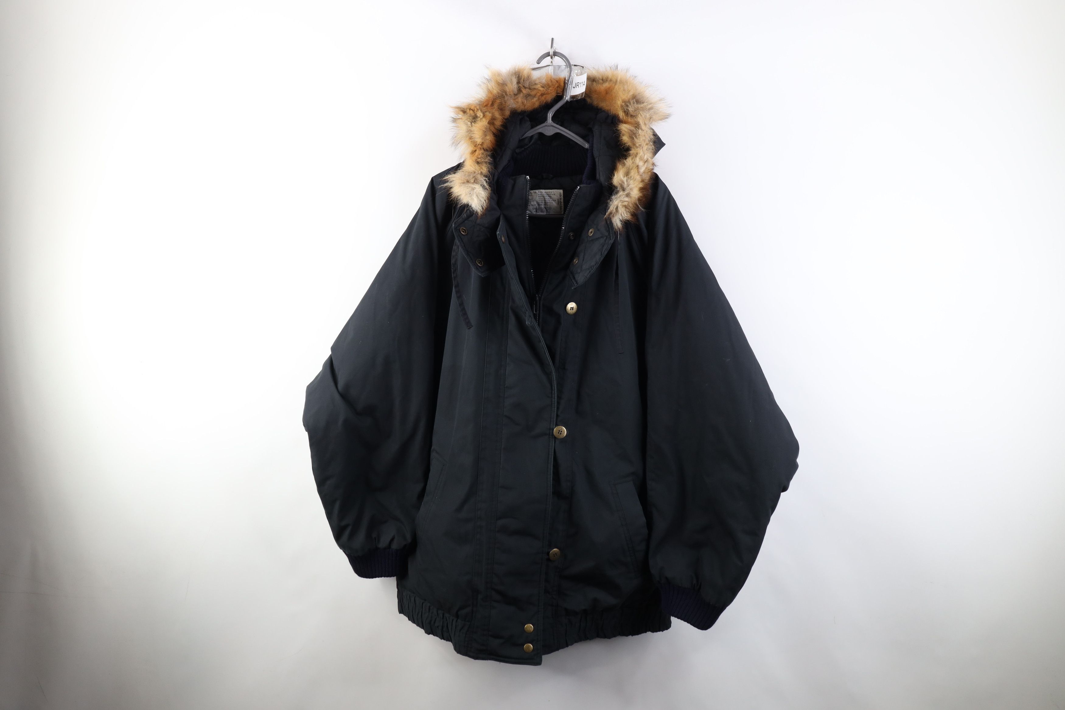 Vintage Vintage 90s Streetwear Fox Tail Fur Quilted Hooded Jacket Size US XXL / EU 58 / 5 - 1 Thumbnail