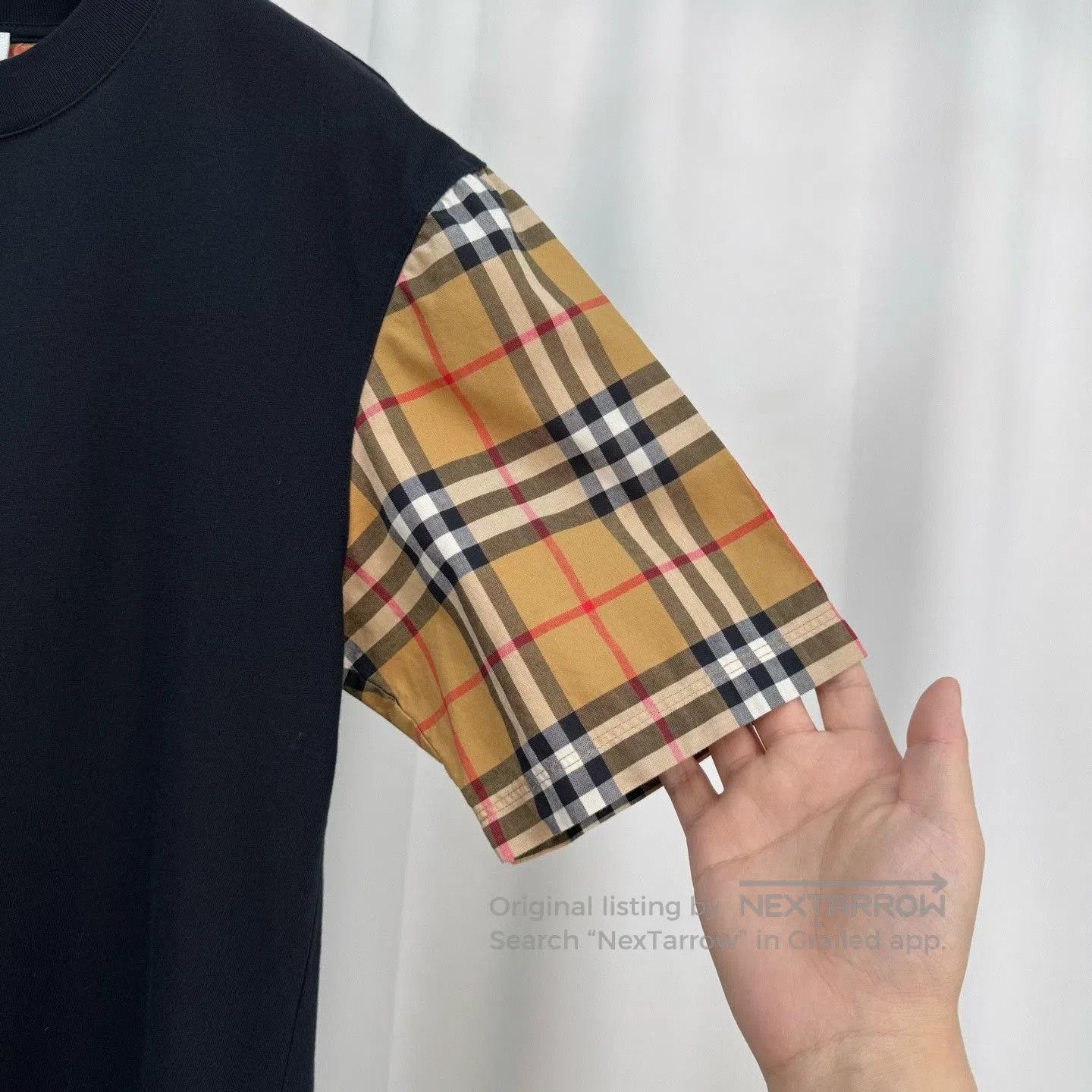 Burberry Burberry Cuff Check Short Sleeve. Size XXS / US 00 / IT 34 - 4 Thumbnail