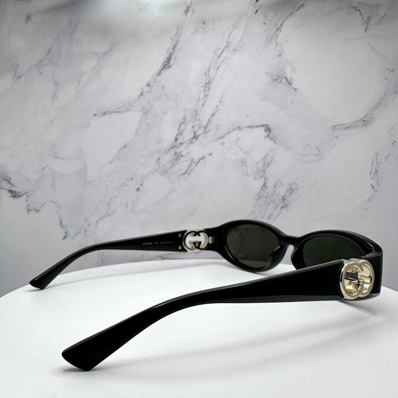 Gucci New Gucci Sunglasses Hailey Bieber Collaboration Black Size ONE SIZE - 18 Thumbnail