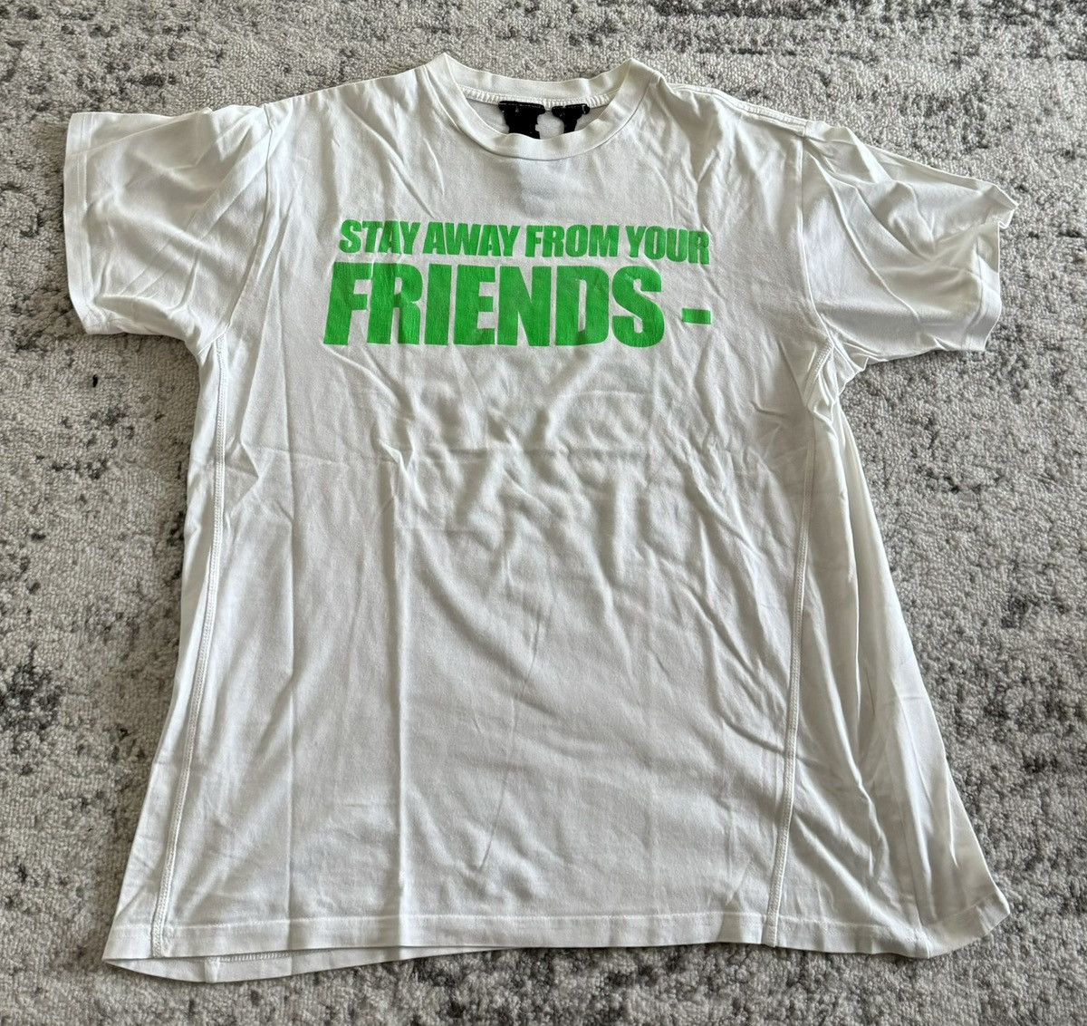 Vlone Vlone Stay Away from Your Friends T-Shirt Size US L / EU 52-54 / 3 - 3 Thumbnail