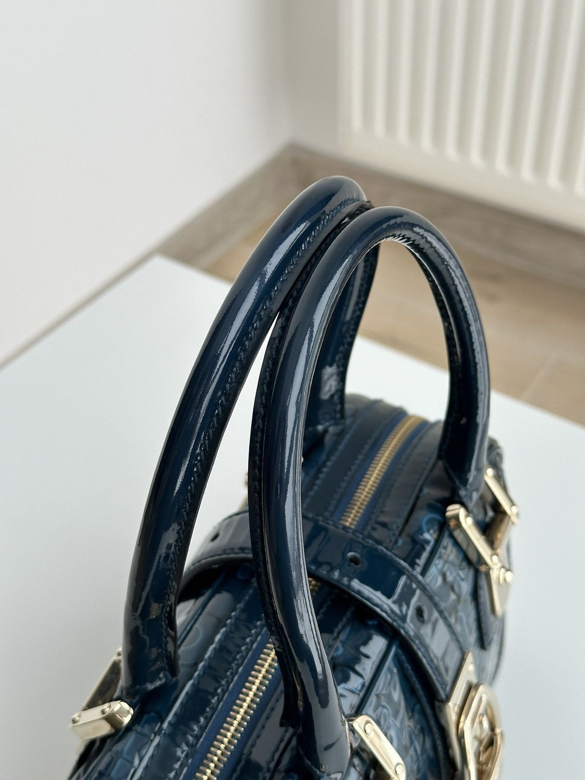 Gucci Gucci Horse Bit Lacquered Ocean Blue Hand Bag Size ONE SIZE - 6 Thumbnail