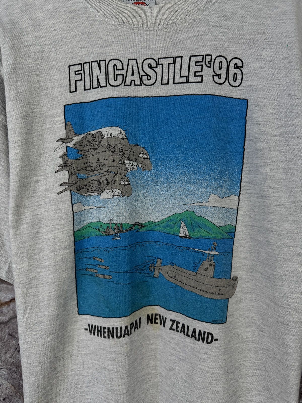 Vintage Mens 1996 Fincastle Whenuapai New Zealand Air Force T-Shirt Size US L / EU 52-54 / 3 - 6 Thumbnail