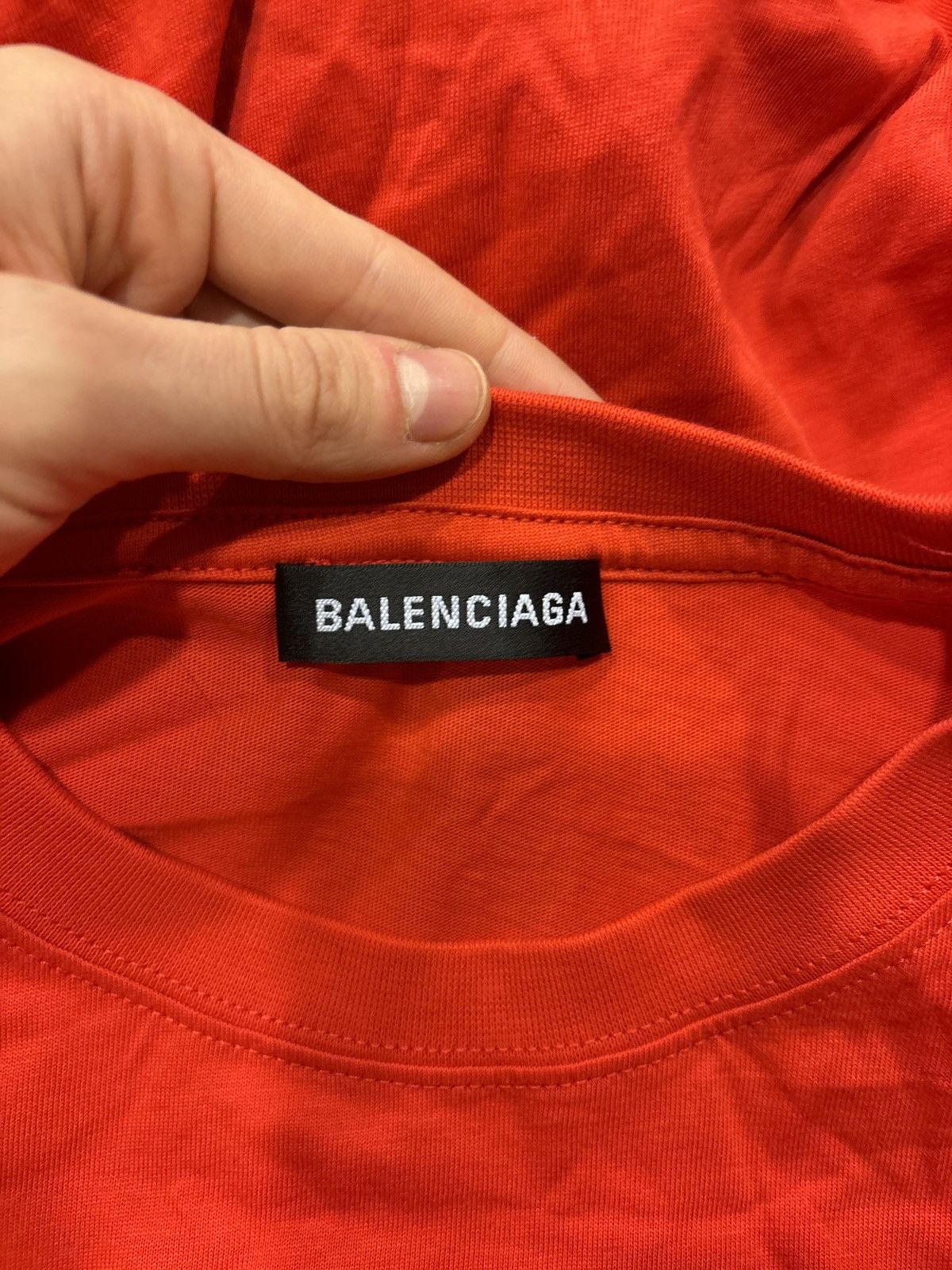 Balenciaga Balenciaga Red Campaign Logo Tees Size US L / EU 52-54 / 3 - 3 Thumbnail