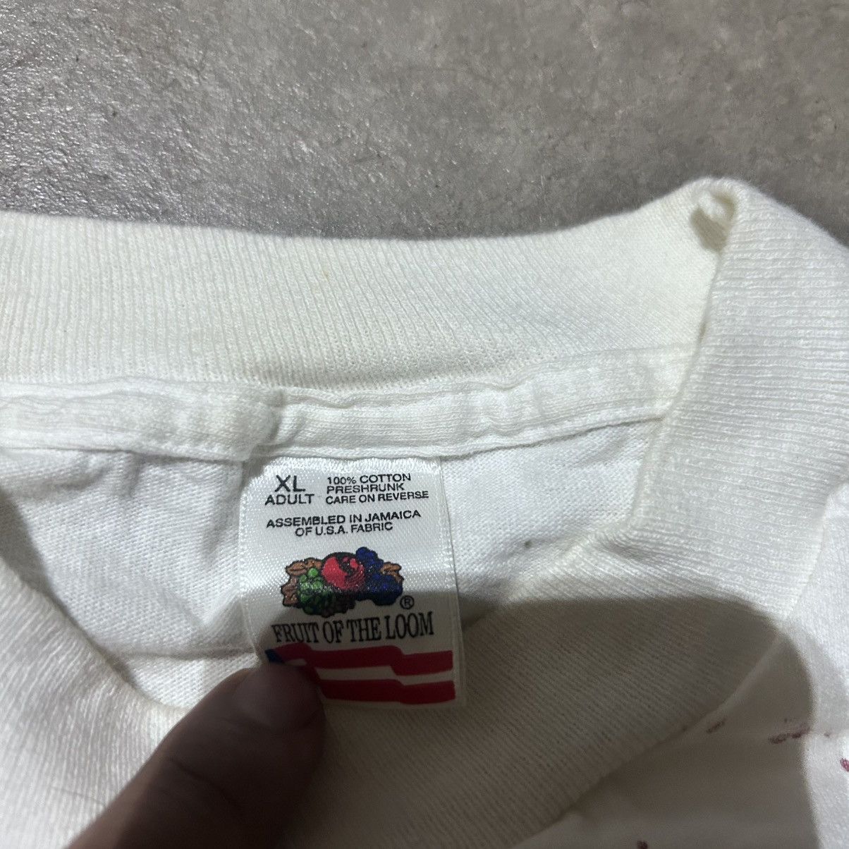 Fruit Of The Loom 90s skull pile all over print tee shirt Size US XL / EU 56 / 4 - 4 Thumbnail