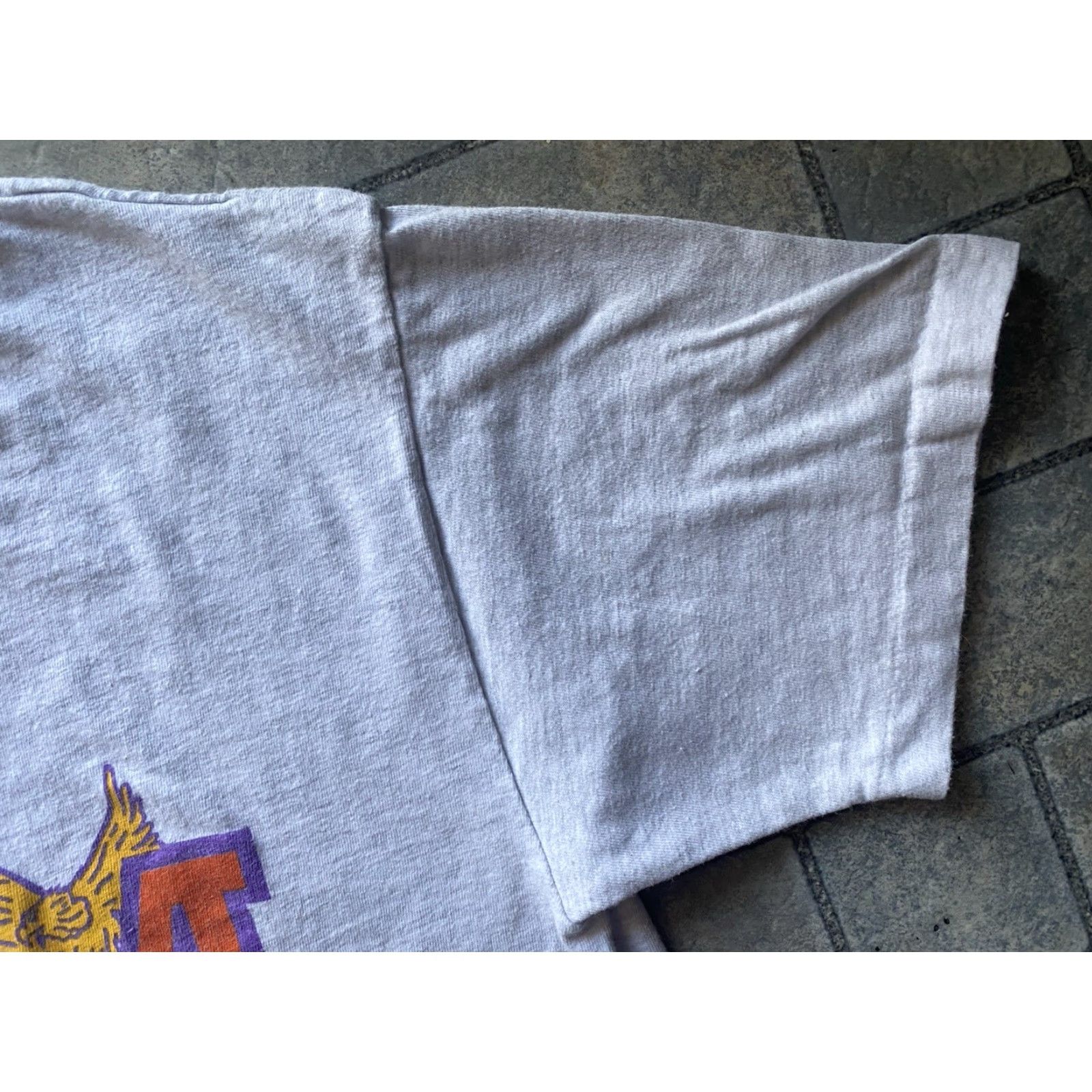 Hanes VINTAGE Hanes T-Shirt 90s Minnesota State Screaming Eagles M Gray USA Made Men Short Sleeve Shirt Size US M / EU 48-50 / 2 - 7 Thumbnail