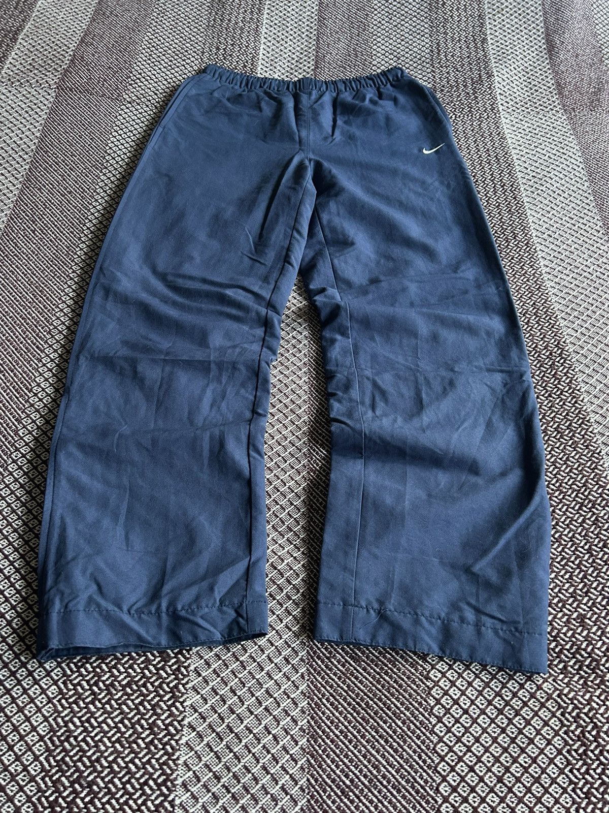 Nike × Vintage Vintage Nike Y2K Nylon Baggy Sportswear Track Pants Blue Size 25" / US 0 / IT 36 - 3 Thumbnail
