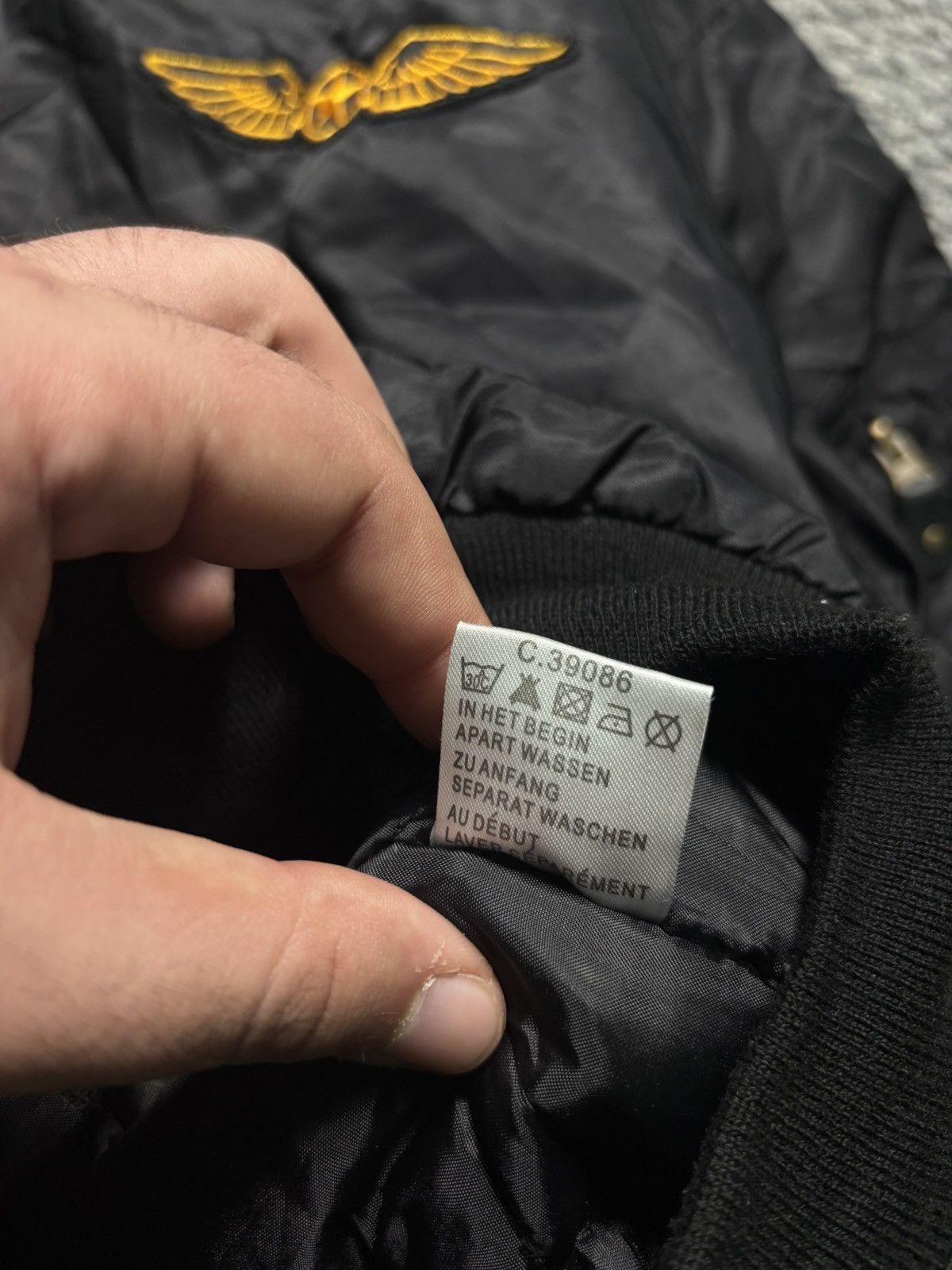 Japanese Brand Vintage Ma-1 Style Nylon Bomber Jacket Fur Collar Size US XL / EU 56 / 4 - 9 Thumbnail