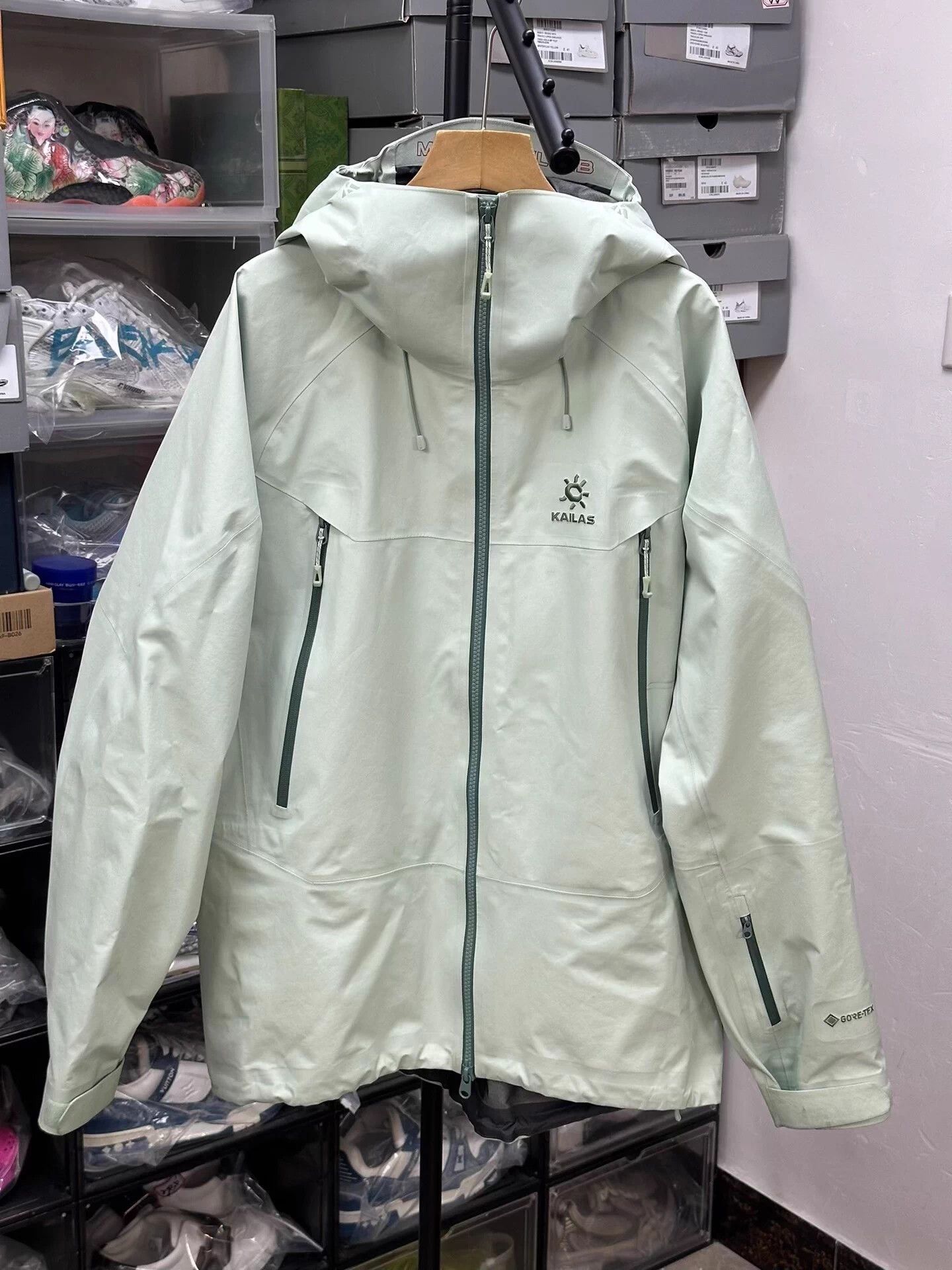 Other KAILAS MONT Waterproof Hard Shell Jacket Ice Lake Green Size US L / EU 52-54 / 3 - 1 Thumbnail