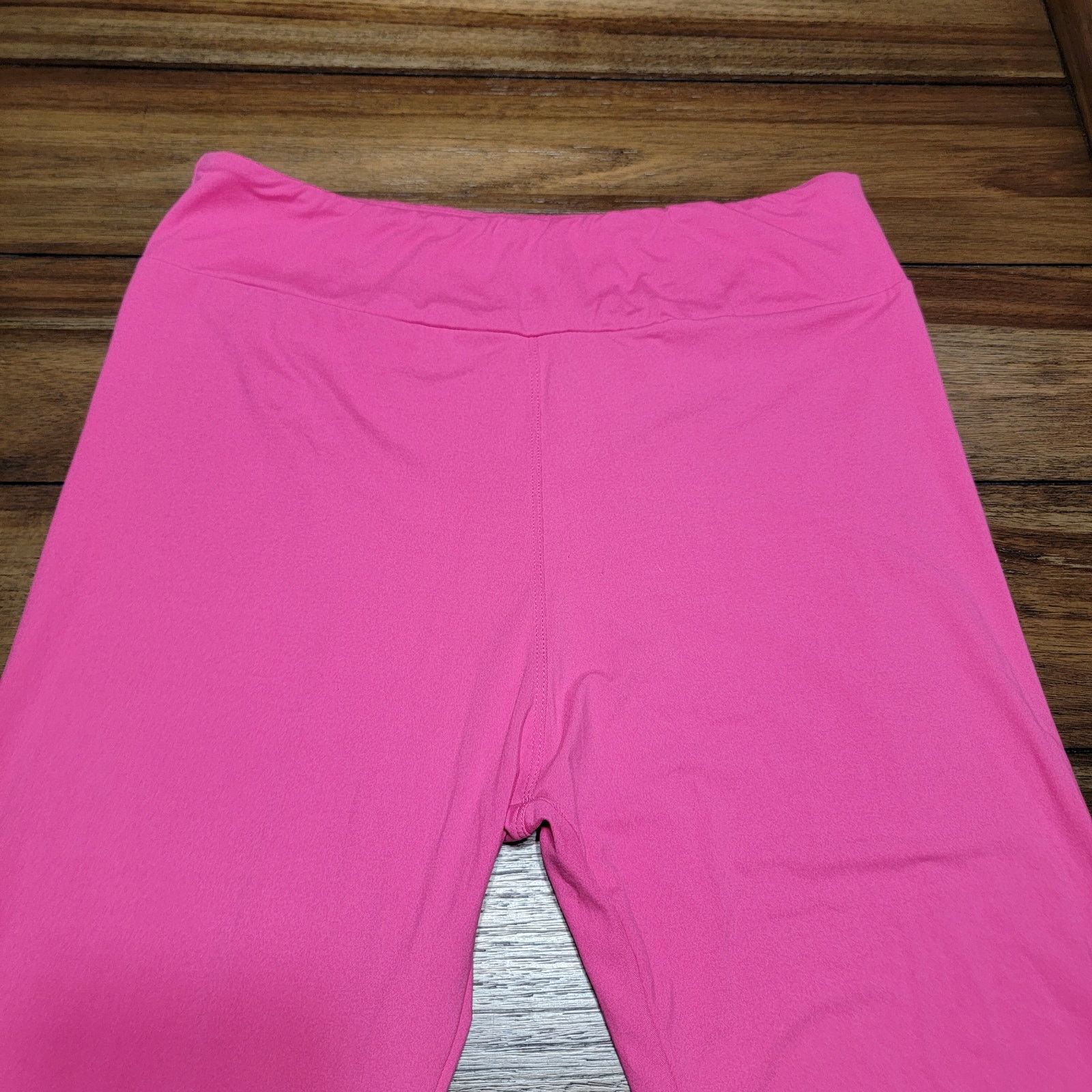 Other Athletic Plus Hot Pink Leggings Size 30" / US 8 / IT 44 - 2 Thumbnail