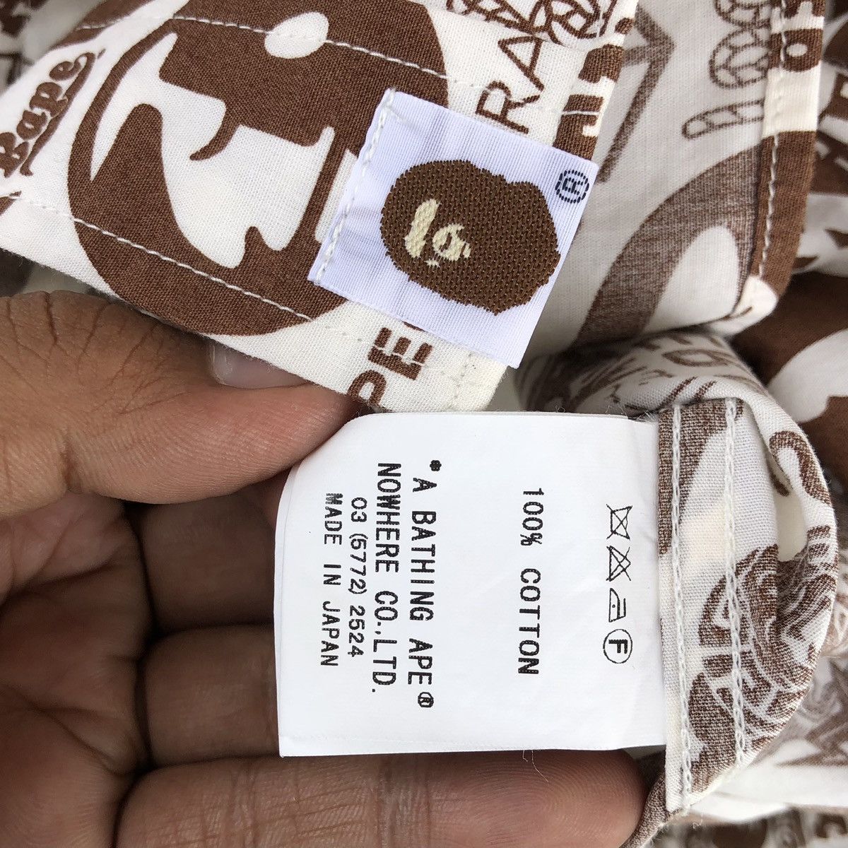 Bape Newspaper Logo Button Up Shirt Size US M / EU 48-50 / 2 - 21 Thumbnail