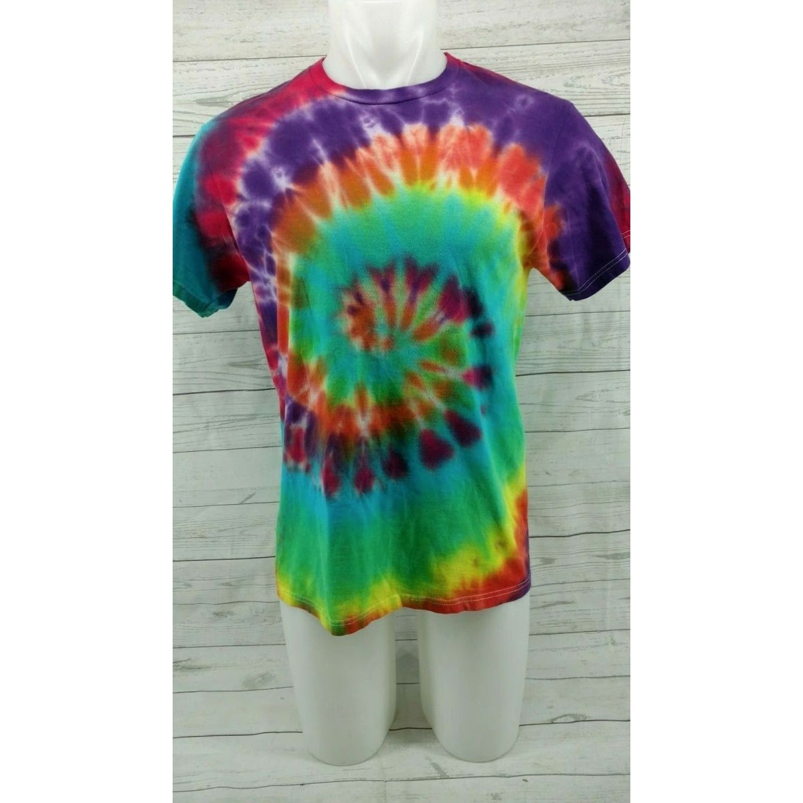 Fruit Of The Loom Fruit Of The Loom Colorful Tie Die T Shirt Hippie Cotton Unisex Sz Medium M Multicolor Tie Dye Casual Shirts Womens/Mens Size M / US 6-8 / IT 42-44 - 2 Thumbnail