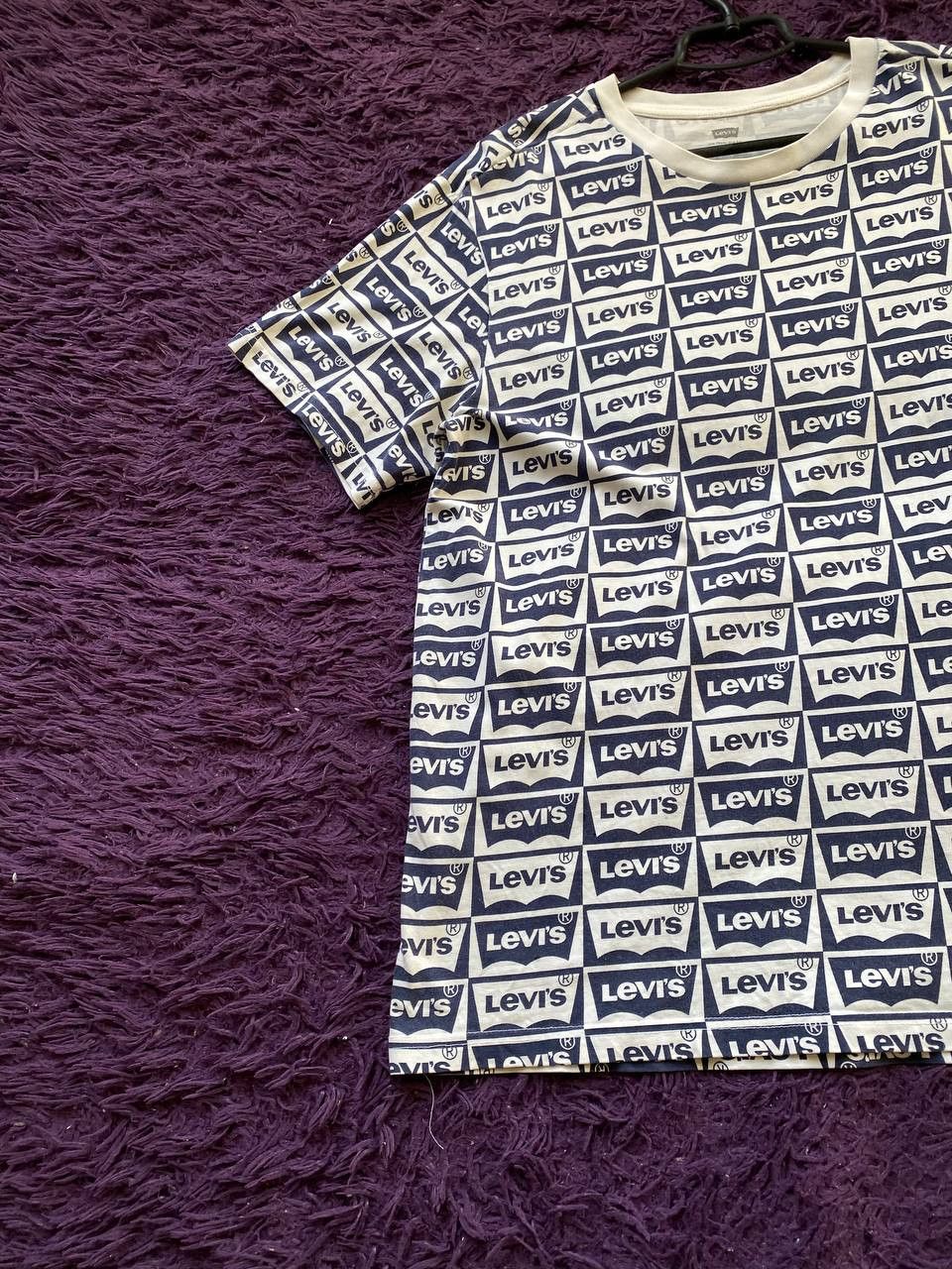 Levi's × Vintage Vintage Levi’s Distressed Logo Pink T Shirt Monogram logo Size US M / EU 48-50 / 2 - 10 Thumbnail