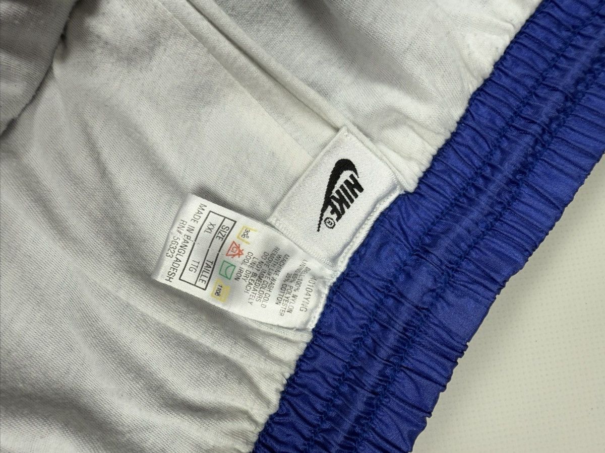 Vintage Nike Vintage Y2K Nylon Track Pants Sweatpants Size 2XL Size US 36 / EU 52 - 14 Thumbnail
